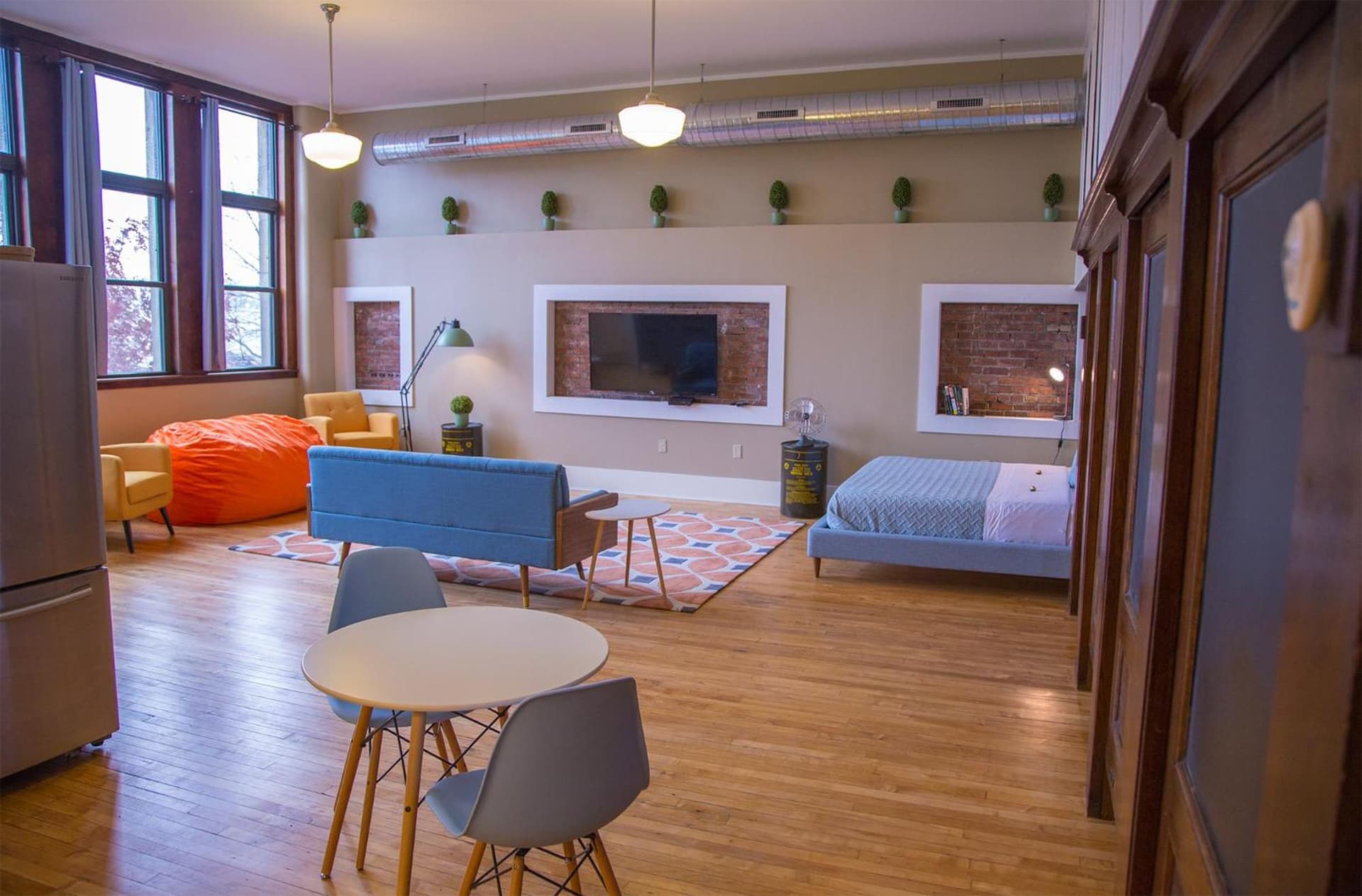 School 31 Lofts gallery photo in Rochester, NY — image 100