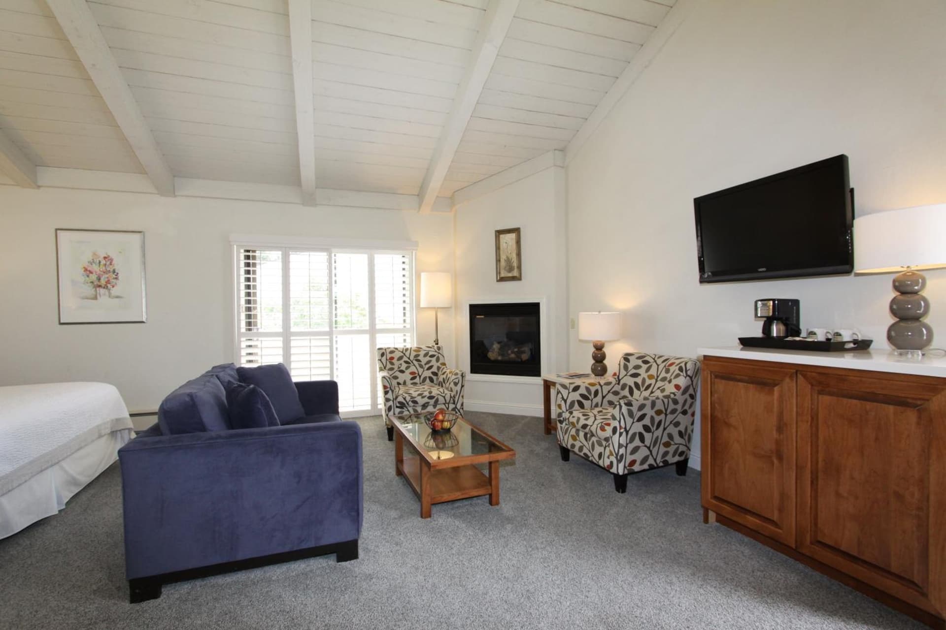 Lobos Lodge gallery photo in Carmel — image 13