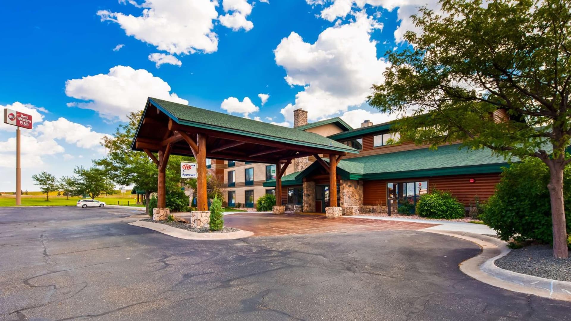 Best Western Plus Sidney Lodge featured exterior or lobby in Sidney, NE — similar hotel