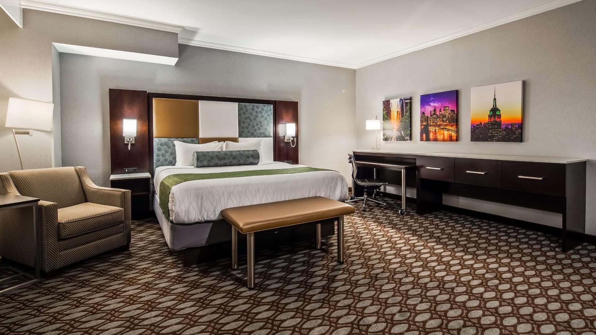 Best Western Premier NYC Gateway Hotel gallery photo in North Bergen — image 6
