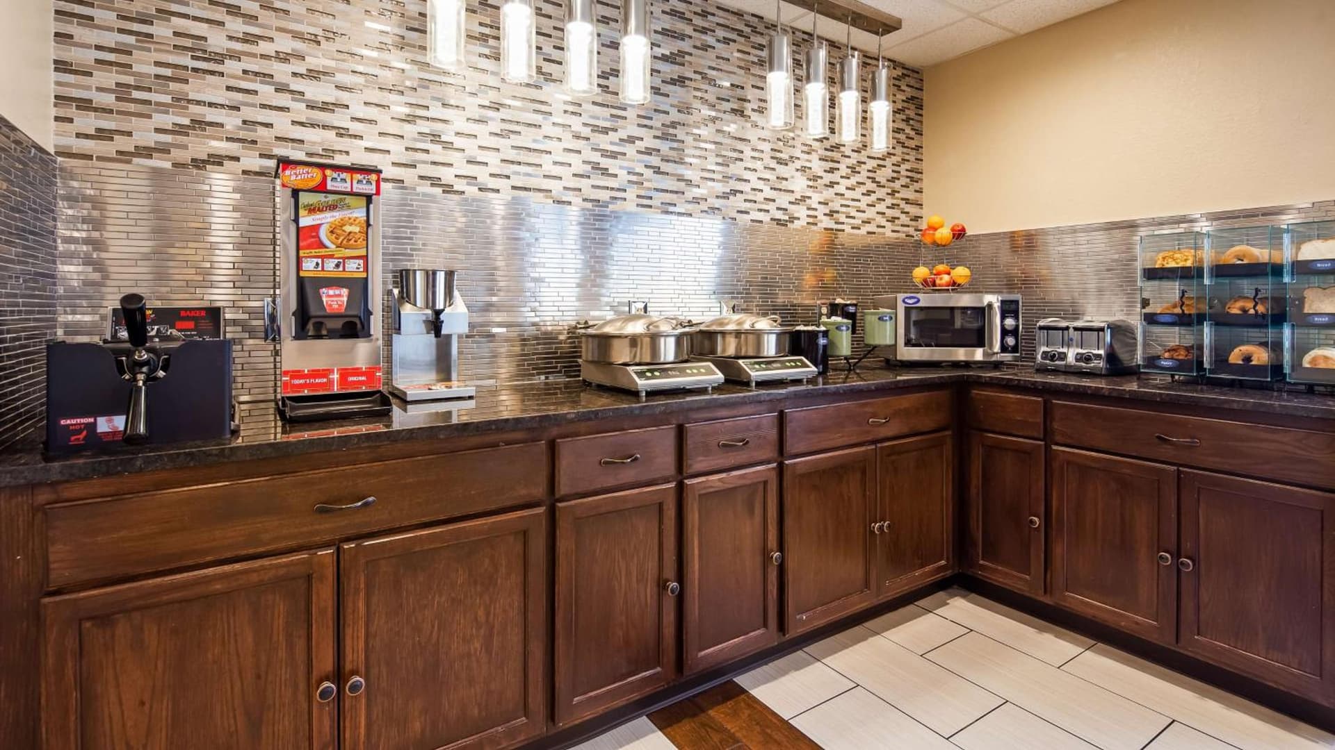 Best Western B R Guest gallery photo in Zanesville, OH — image 9