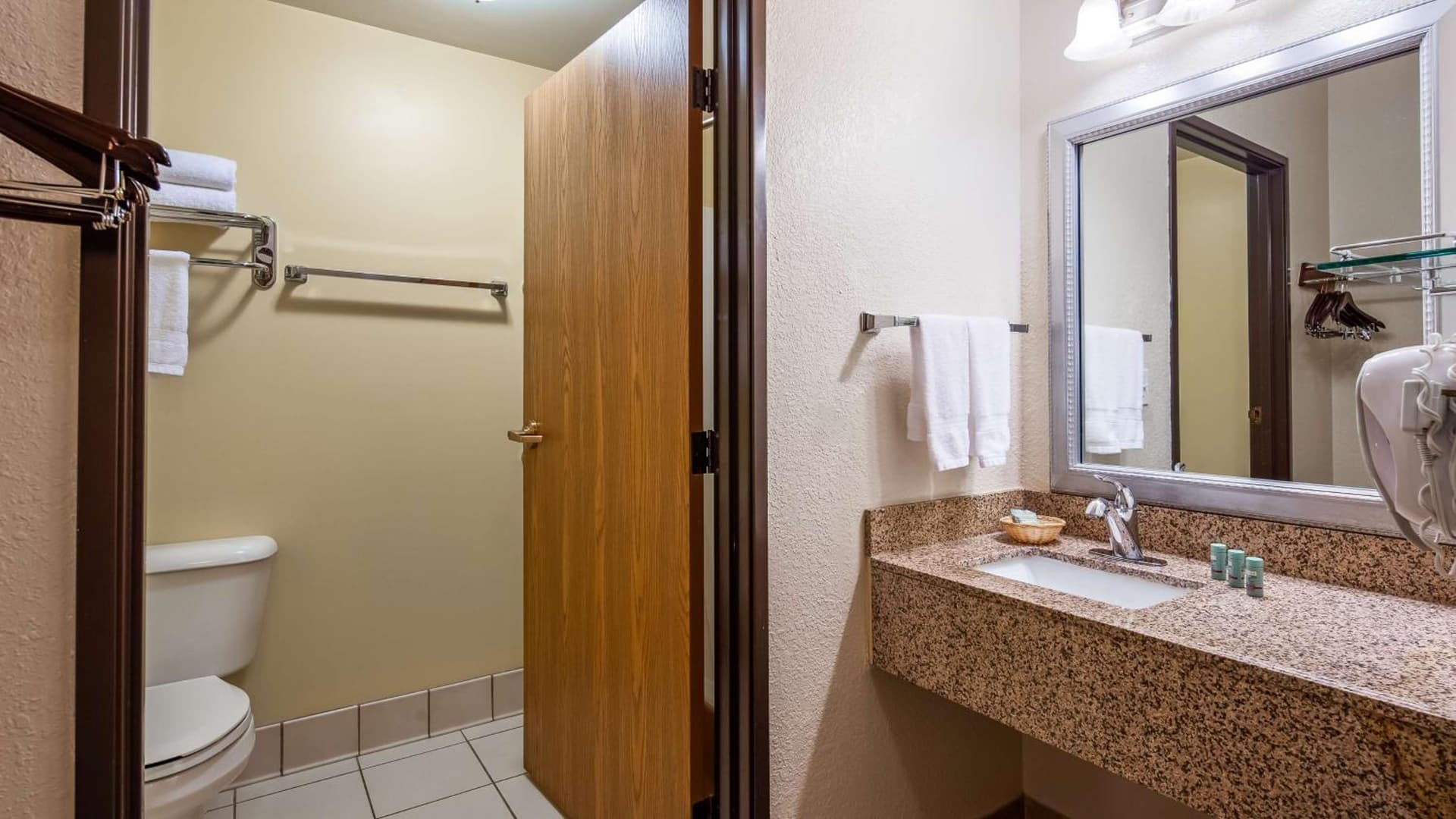 Best Western B R Guest gallery photo in Zanesville, OH — image 4