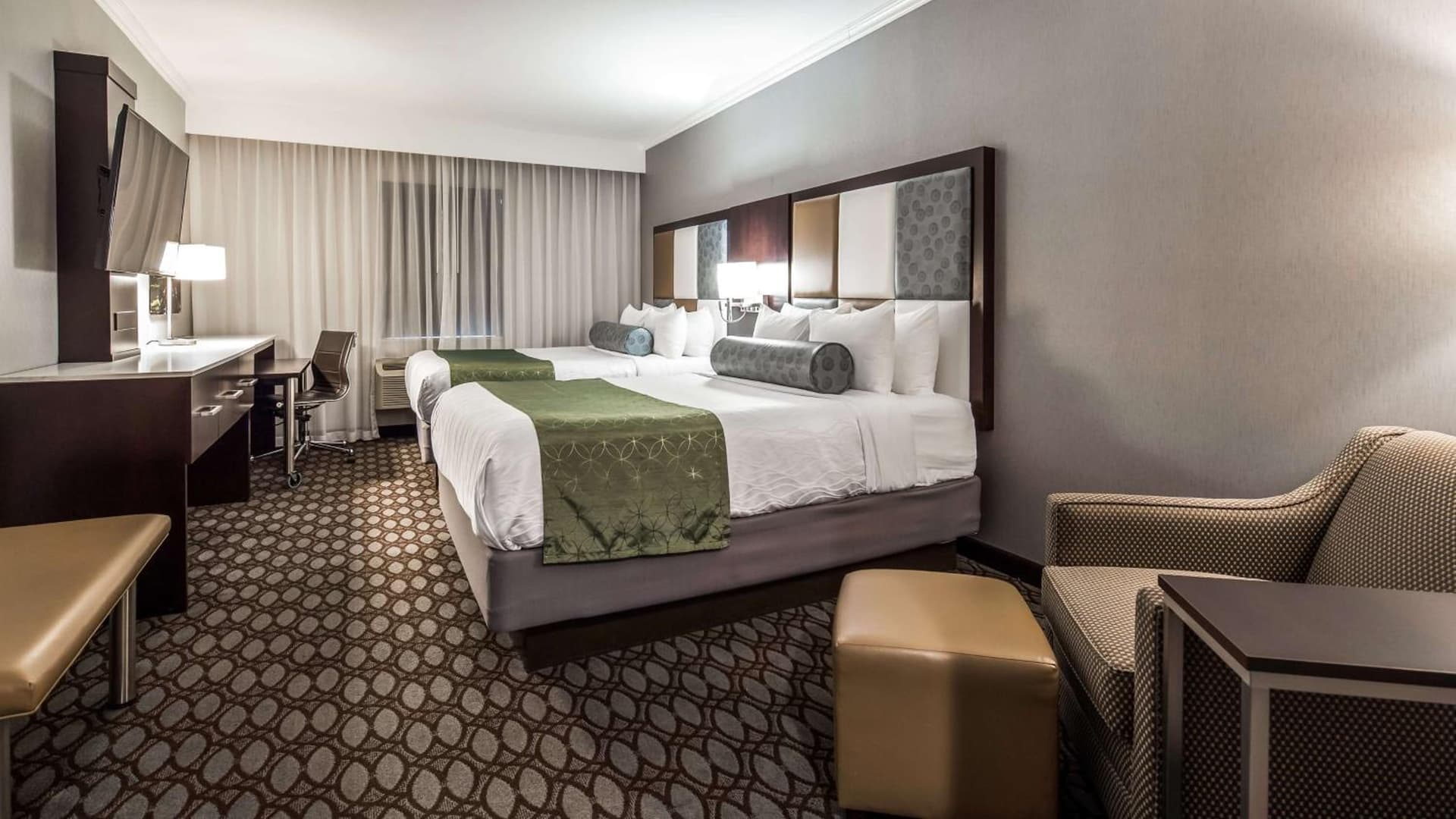 Best Western Premier NYC Gateway Hotel gallery photo in North Bergen — image 12