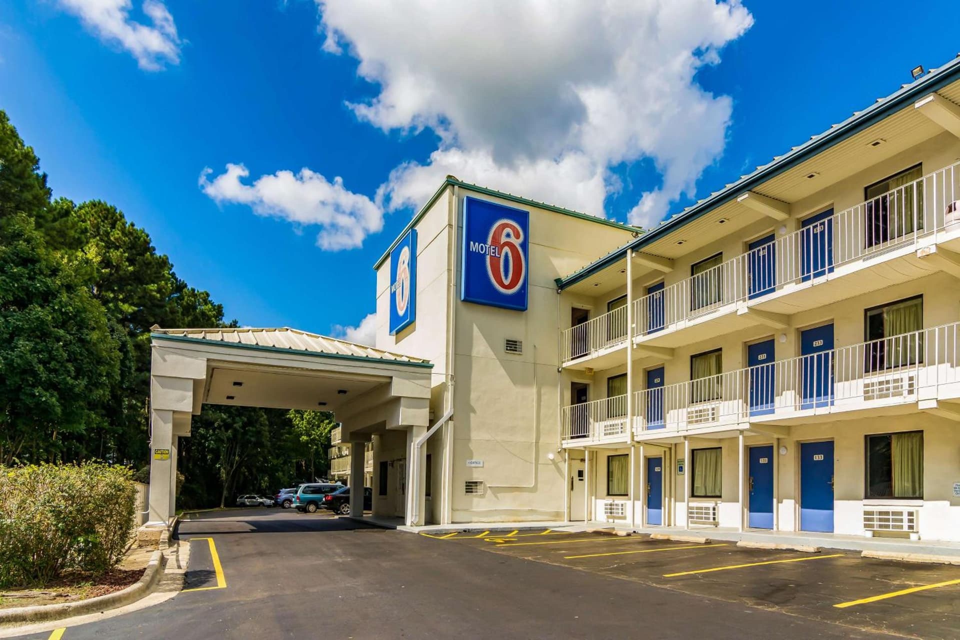 Motel 6-Raleigh, NC - Cary exterior or lobby in Cary, NC — main listing photo