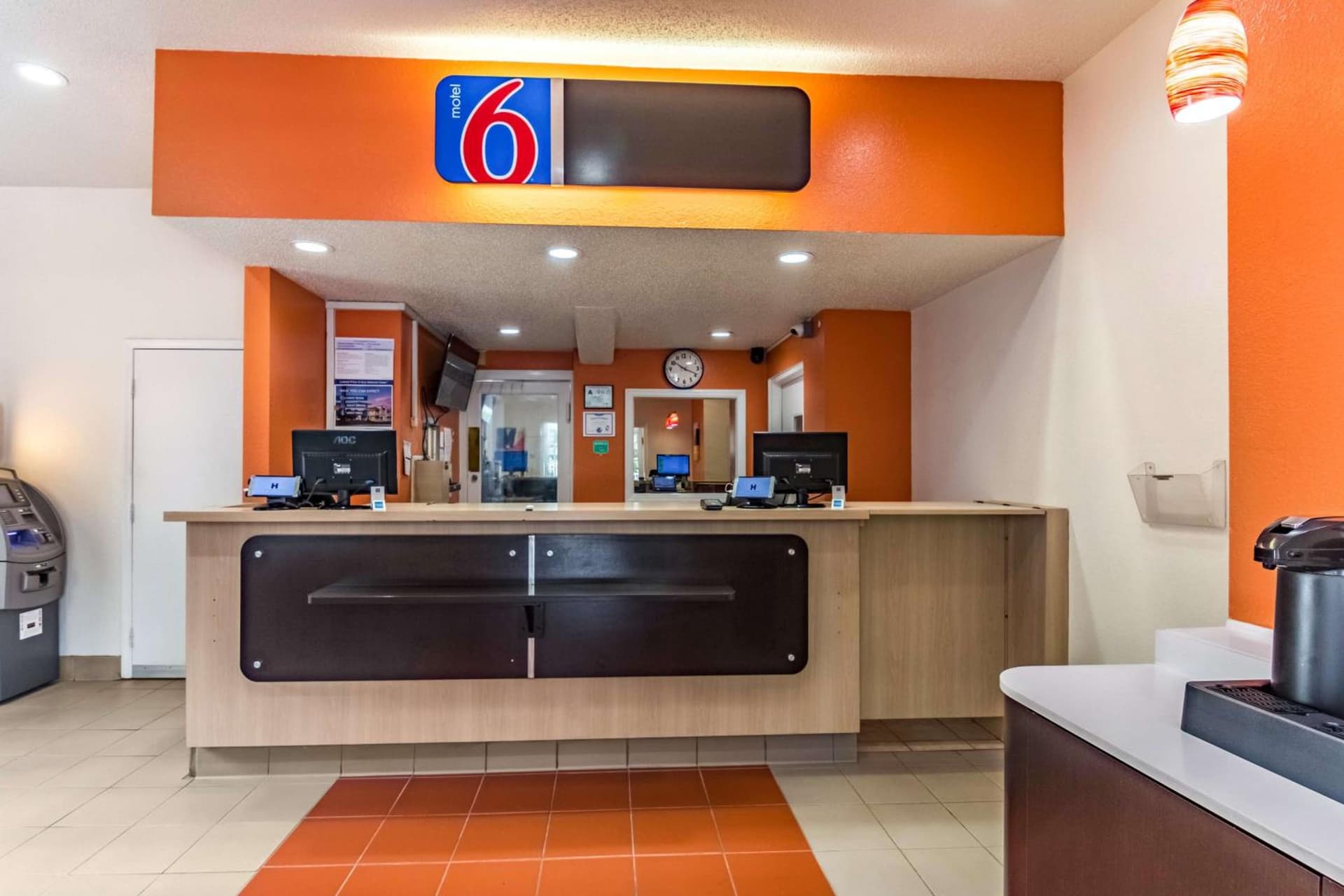 Motel 6-Raleigh, NC - Cary gallery photo in Cary, NC — image 13
