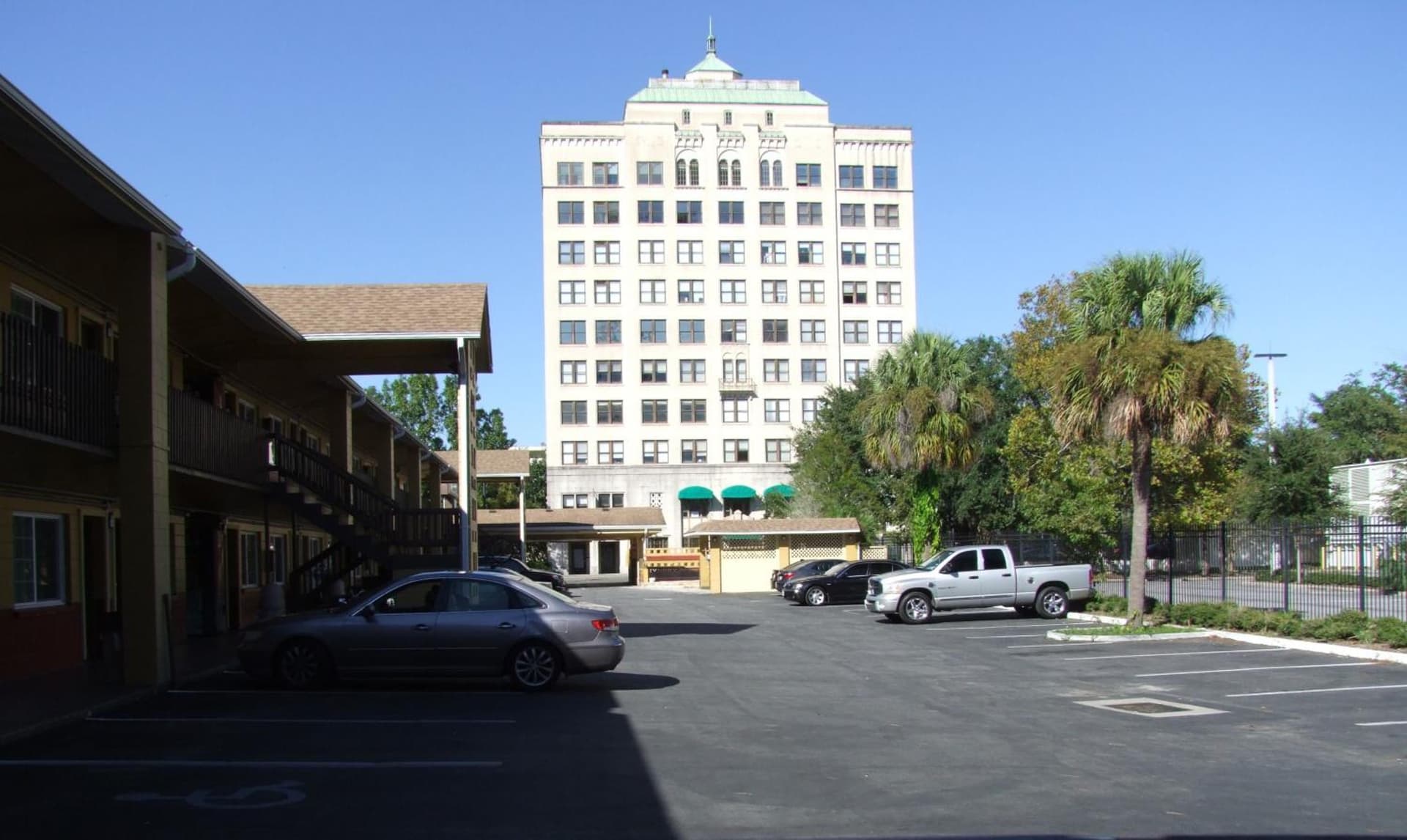 Gainesville Lodge gallery photo in Gainesville, FL — image 15