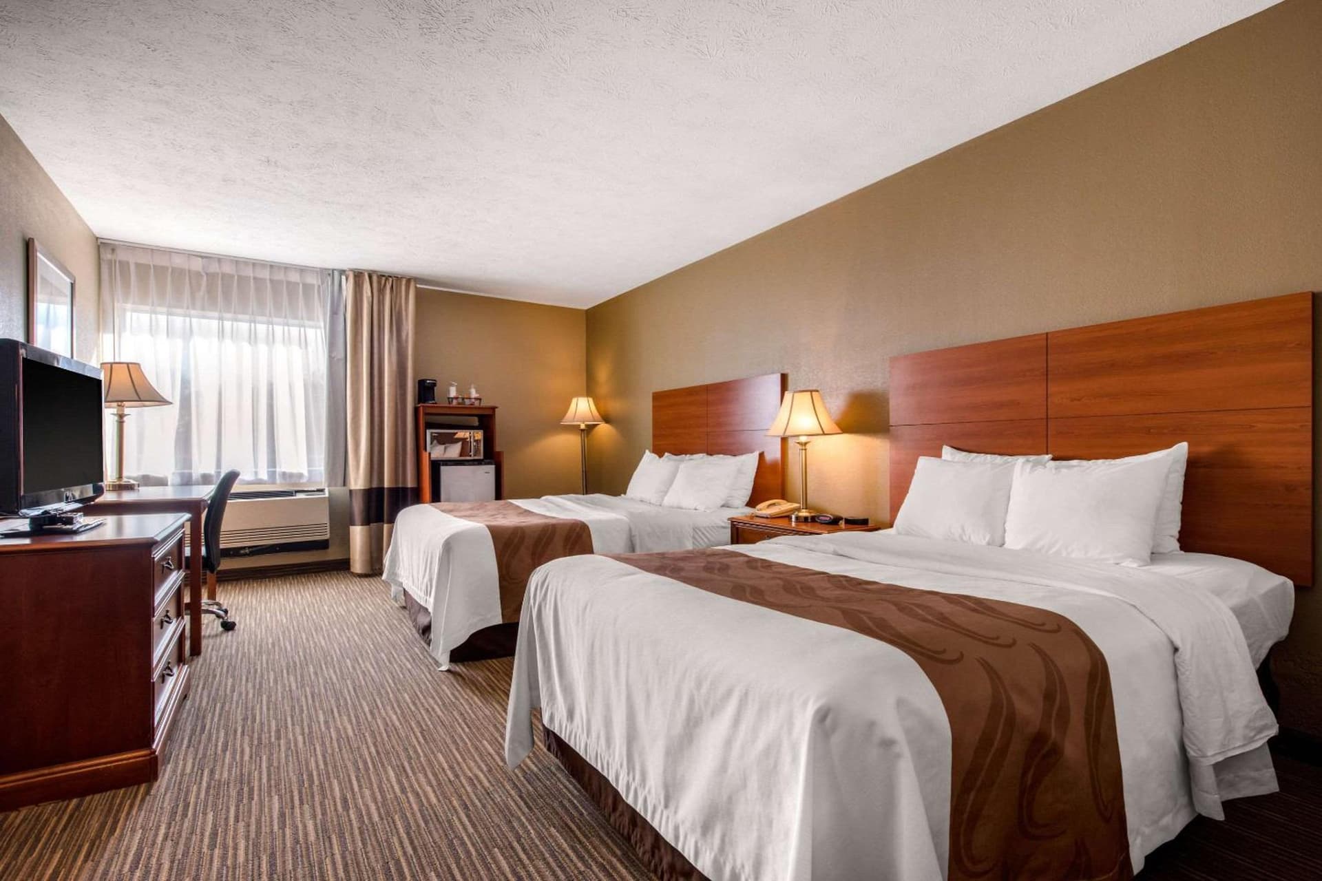 Quality Inn & Suites New Castle gallery photo in New Castle, PA — image 25