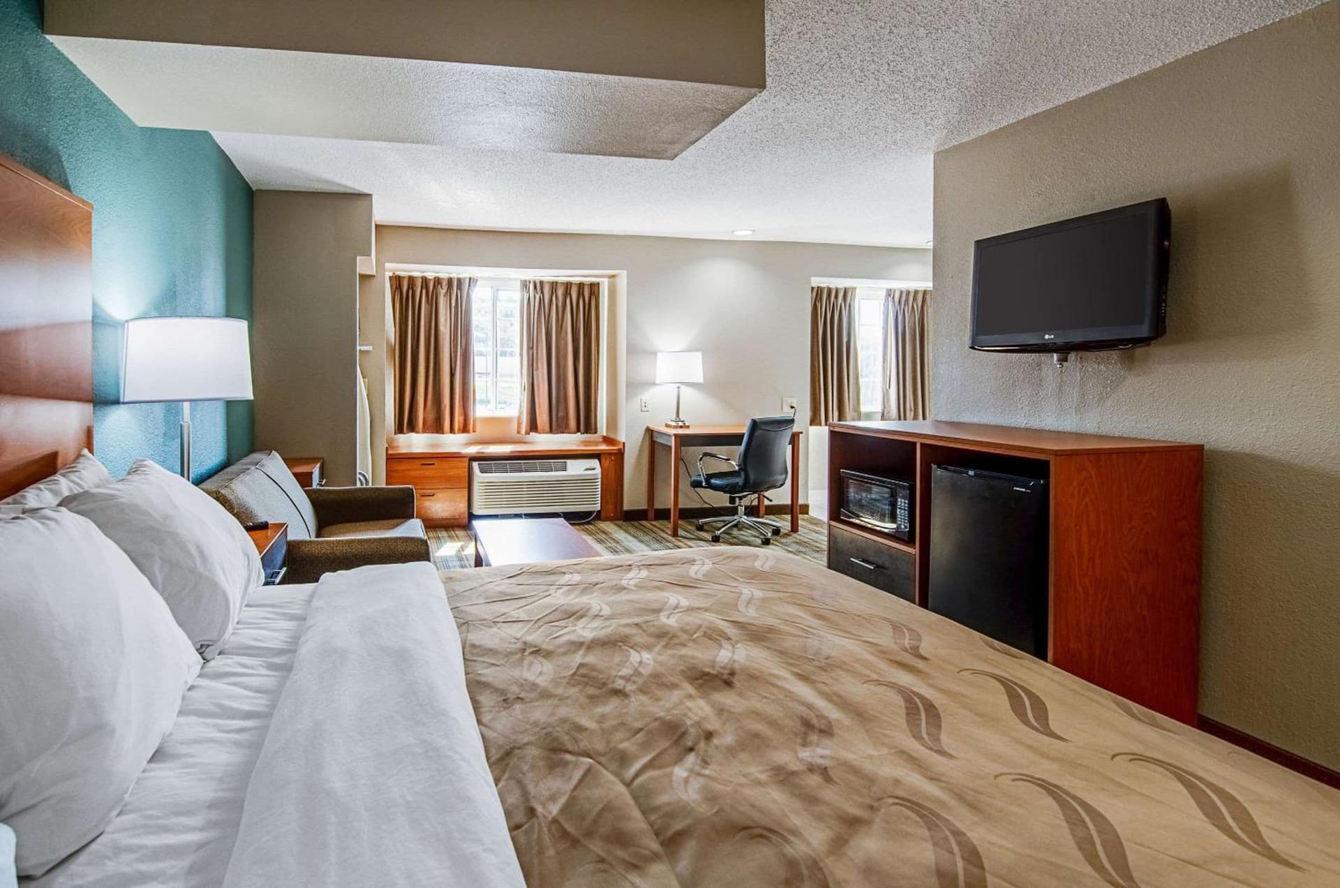 Quality Inn & Suites Bristol North gallery photo in Bristol, VA — image 12