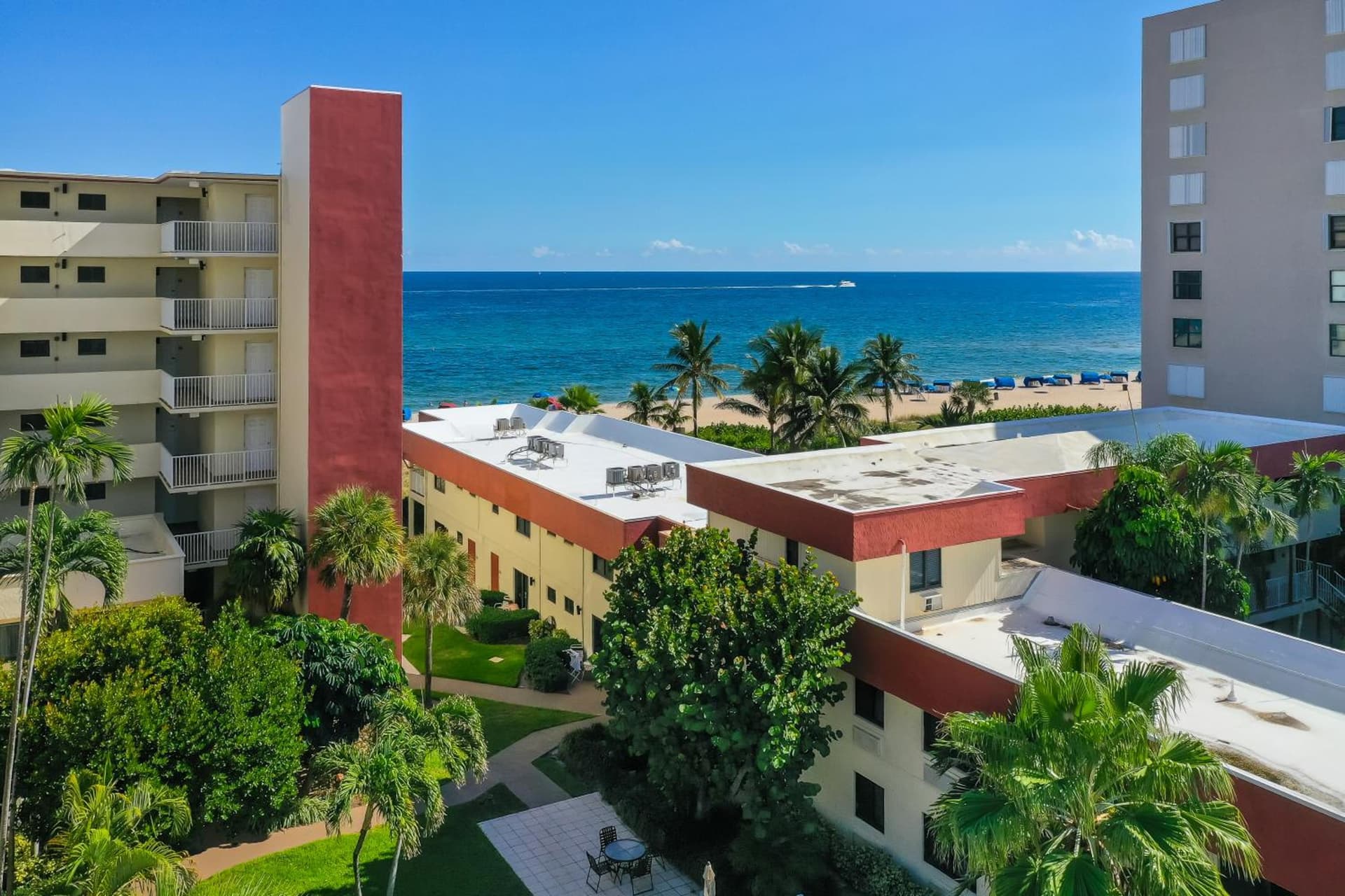 La Costa Beach Club gallery photo in Pompano Beach, FL — image 22