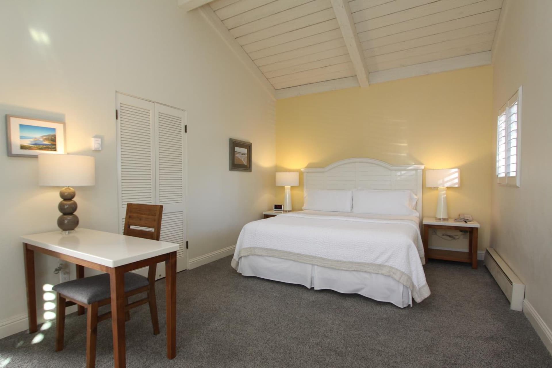 Lobos Lodge gallery photo in Carmel — image 11