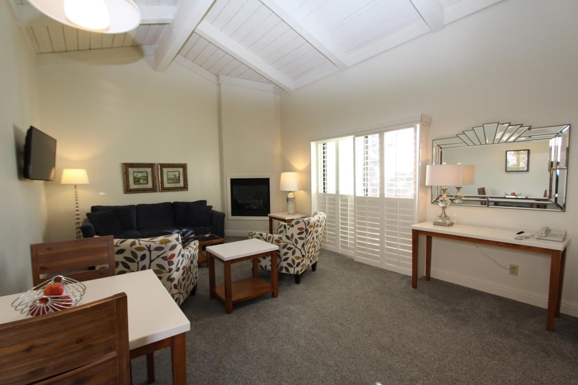 Lobos Lodge gallery photo in Carmel — image 53