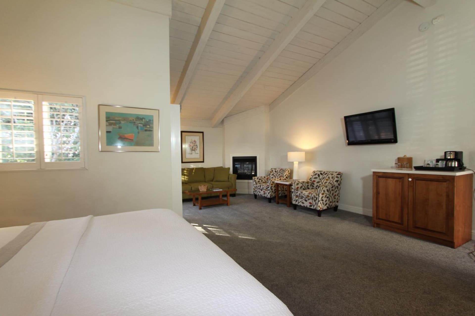 Lobos Lodge gallery photo in Carmel — image 21