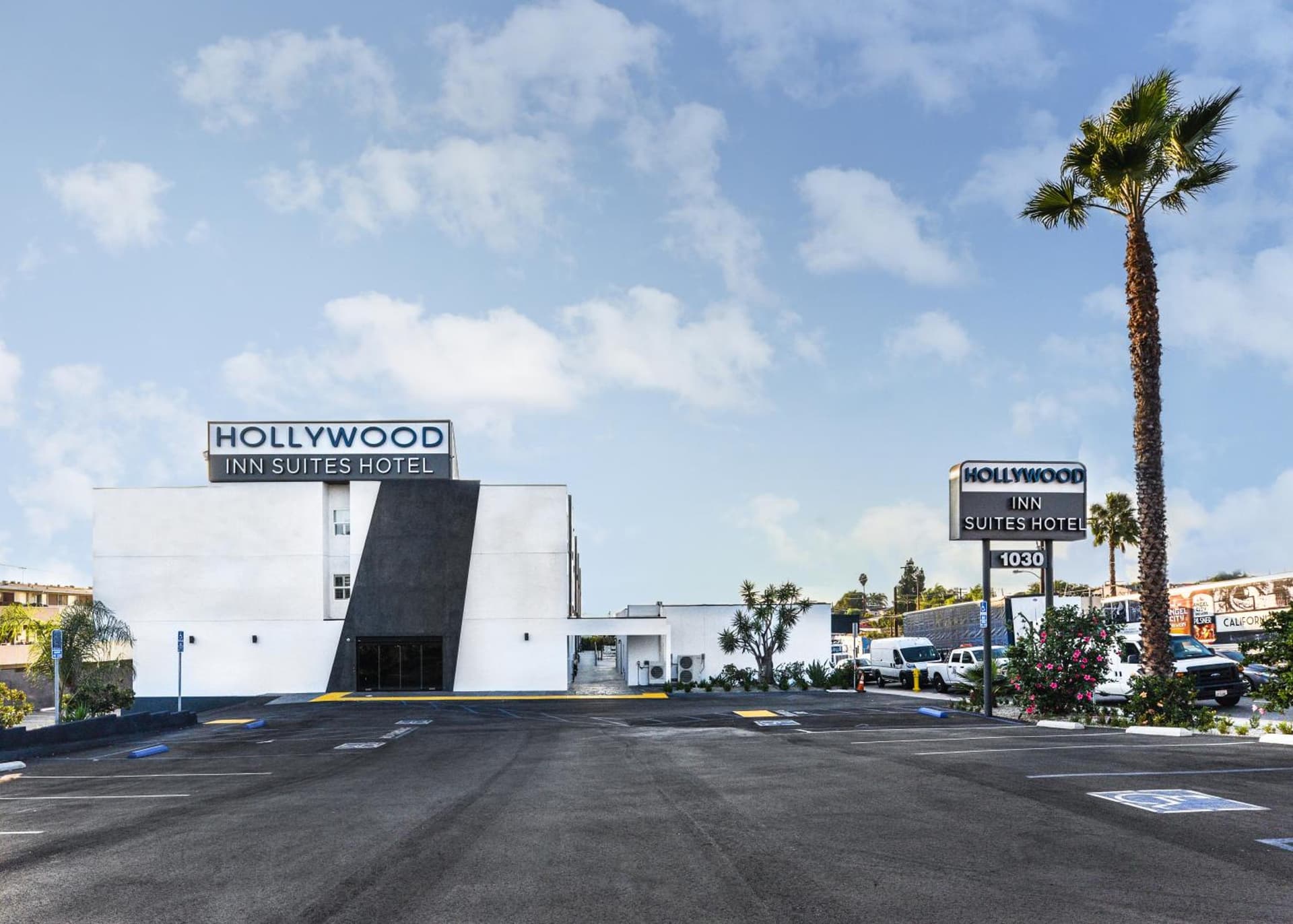 Hollywood Inn Suites Hotel gallery photo in Los Angeles, CA — image 30