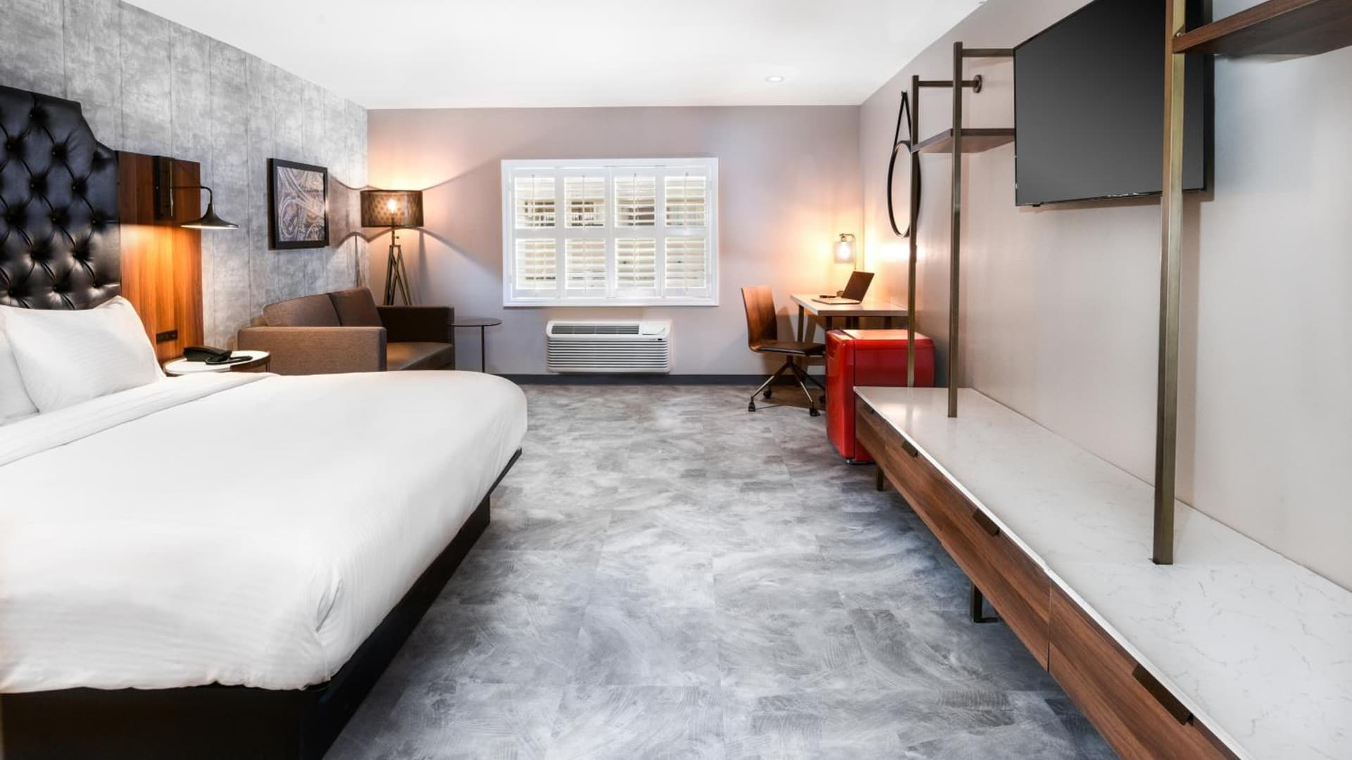 Hollywood Inn Suites Hotel gallery photo in Los Angeles, CA — image 12