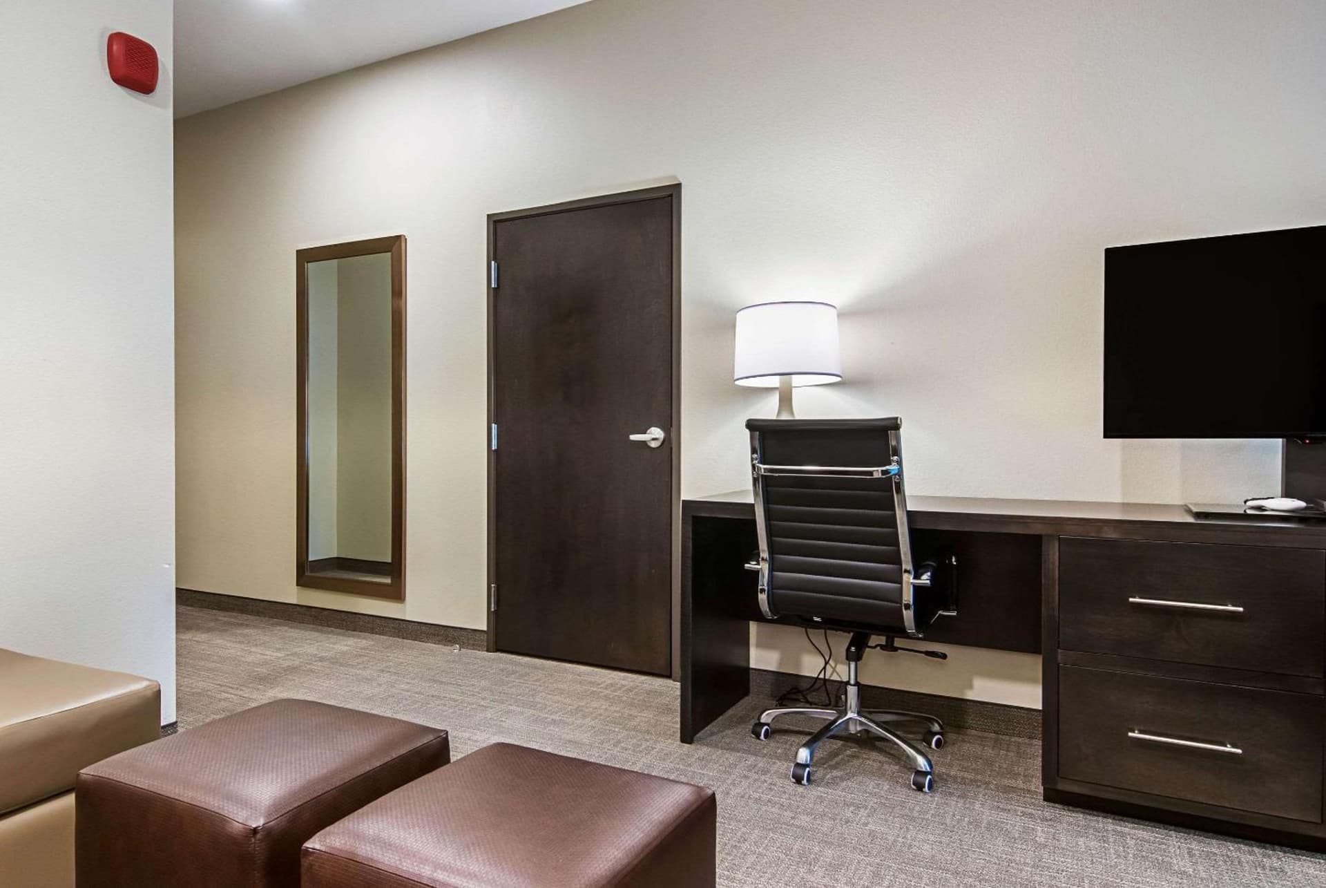 Comfort Suites Wooster near University Campus gallery photo in Wooster, OH — image 47