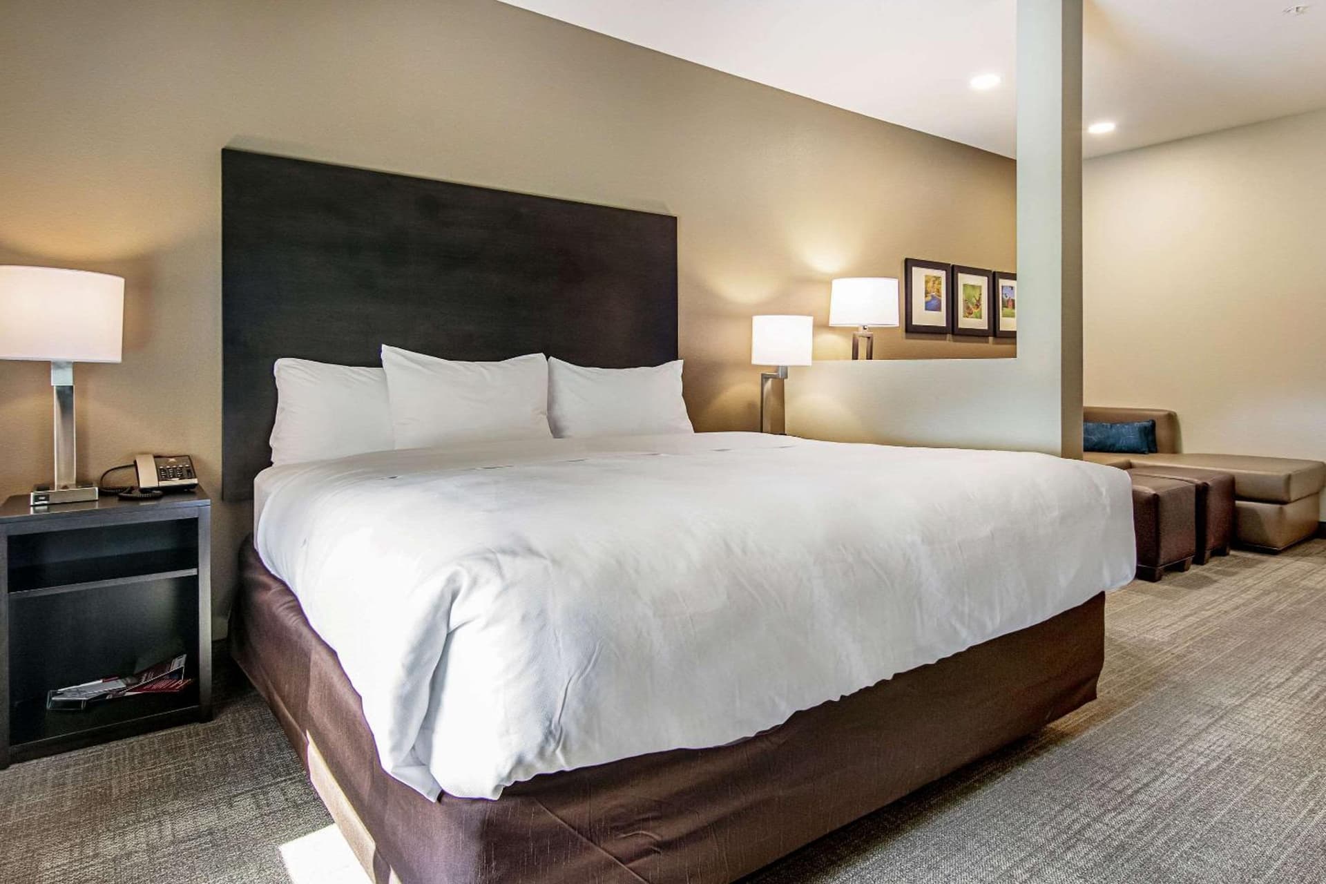 Comfort Suites Wooster near University Campus property views in Wooster, OH — gallery photo 3