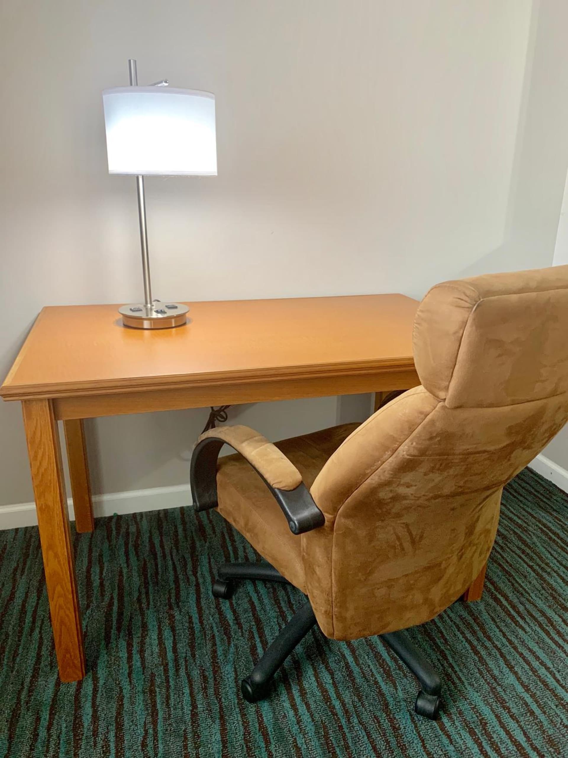 BridgePointe Inn & Suites by BPhotels, Lincoln I-80 & 27th St gallery photo in Lincoln, NE — image 6
