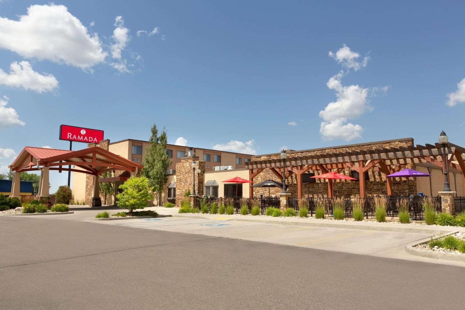 Ramada by Wyndham Fargo gallery photo in Fargo, ND — image 41