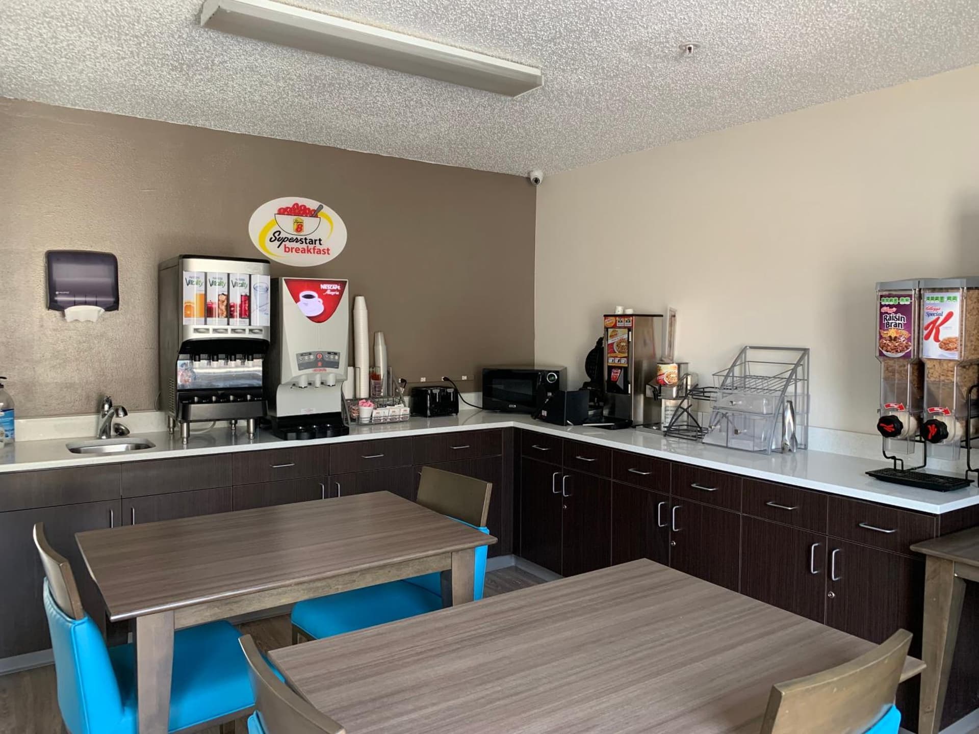Super 8 by Wyndham Waxahachie TX gallery photo in Waxahachie, TX — image 26
