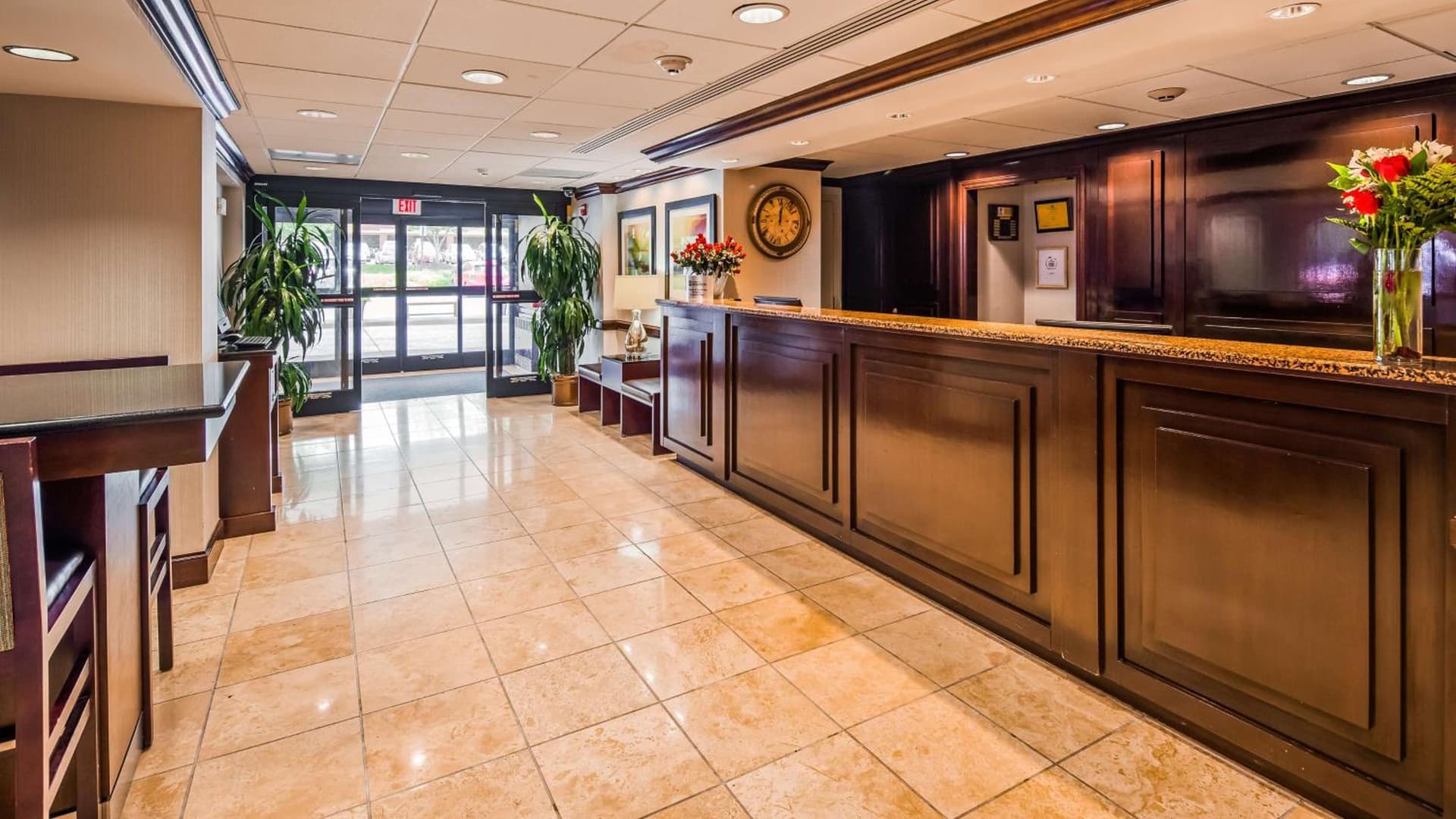 Best Western Dulles Airport Inn property views in Sterling, VA — gallery photo 3