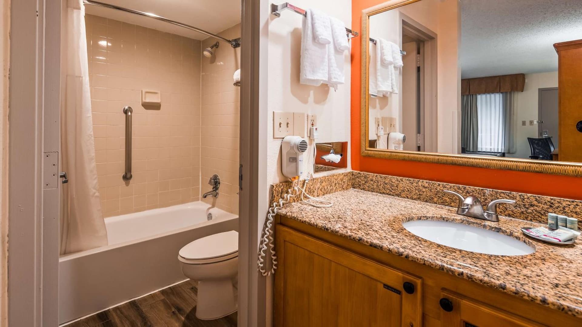 Best Western Dulles Airport Inn gallery photo in Sterling, VA — image 11