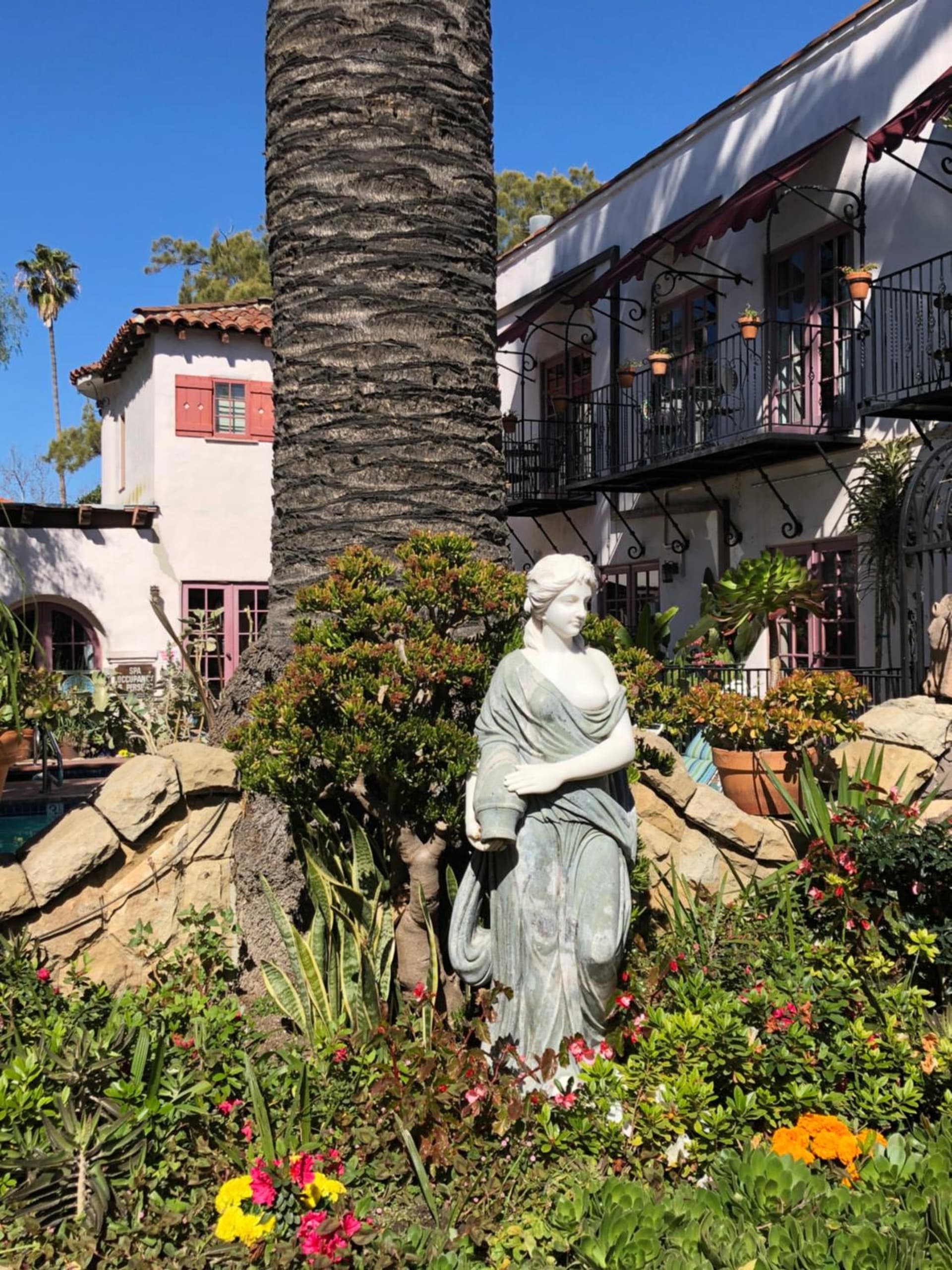 Villa Rosa Inn gallery photo in Santa Barbara, CA — image 143