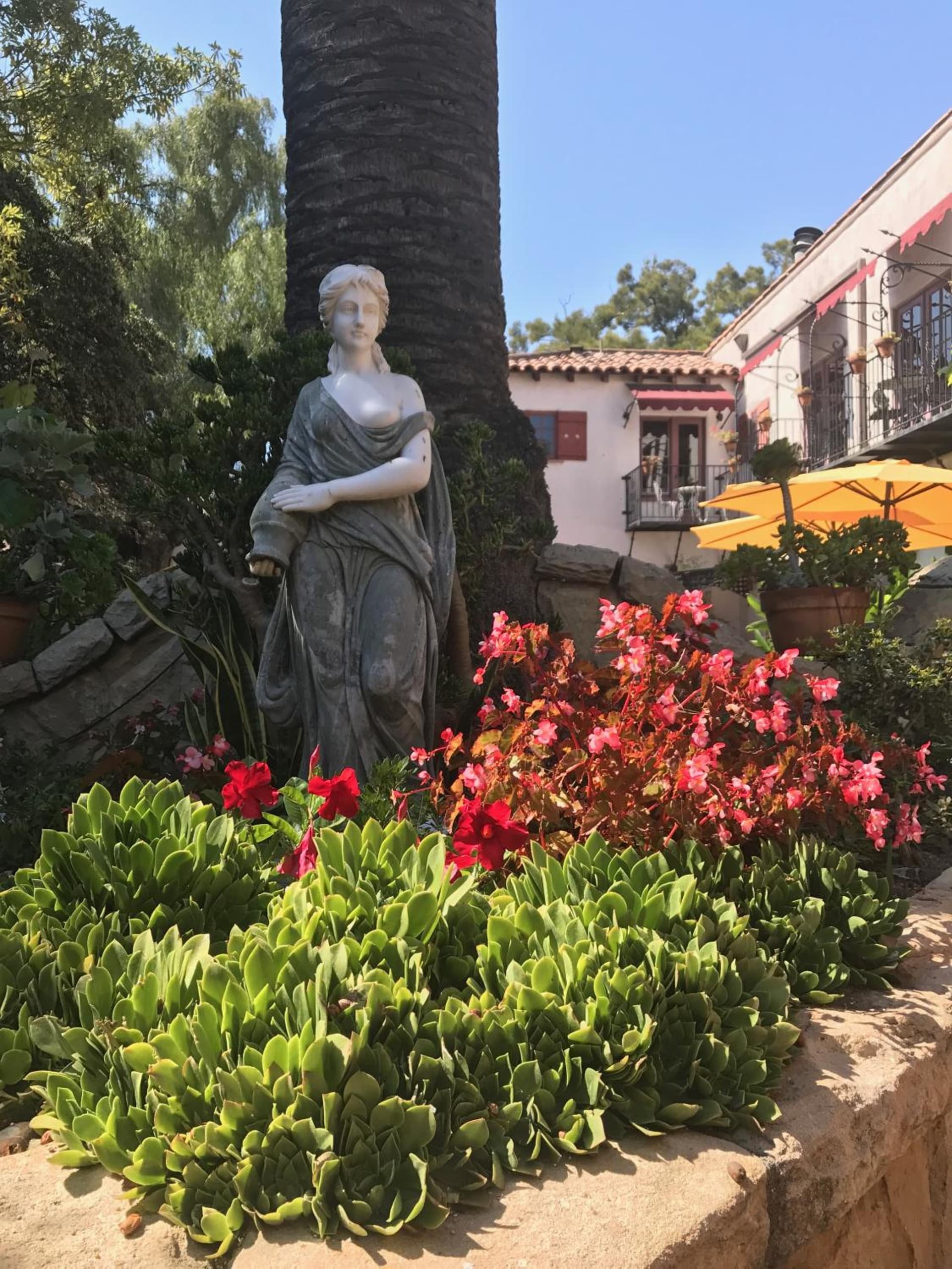 Villa Rosa Inn gallery photo in Santa Barbara, CA — image 96