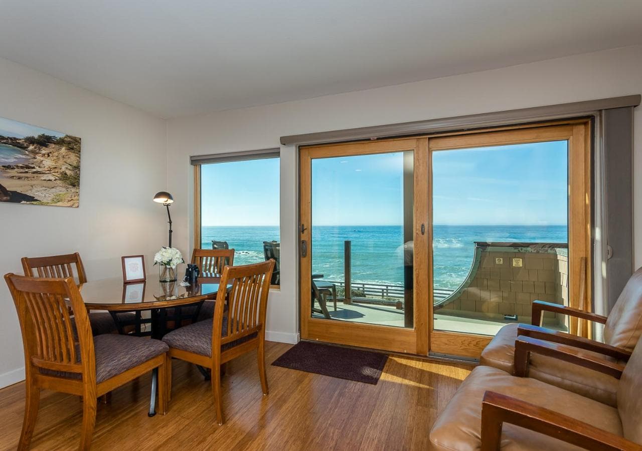 Moonstone Landing gallery photo in Cambria, CA — image 12