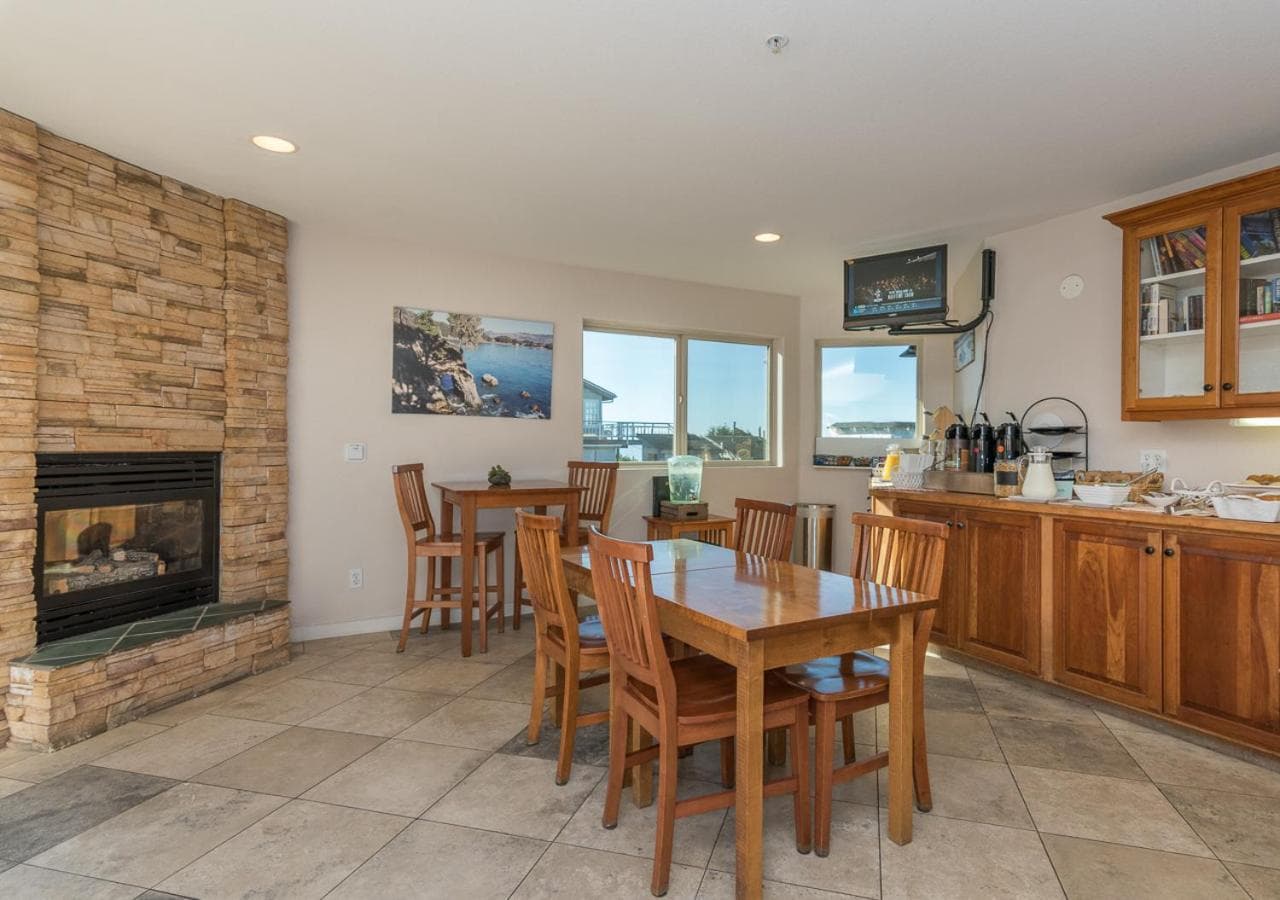 Moonstone Landing gallery photo in Cambria, CA — image 24