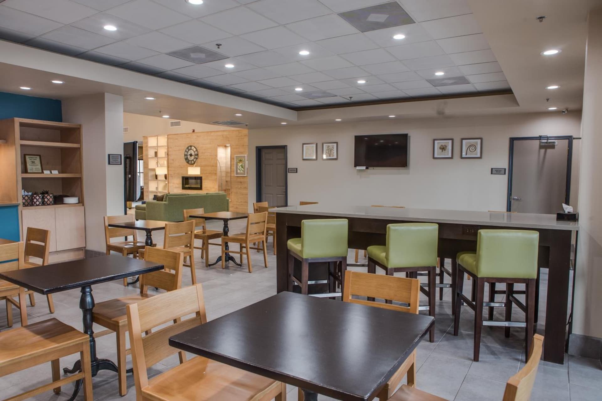 Country Inn & Suites by Radisson, Harlingen, TX gallery photo in Harlingen, TX — image 54