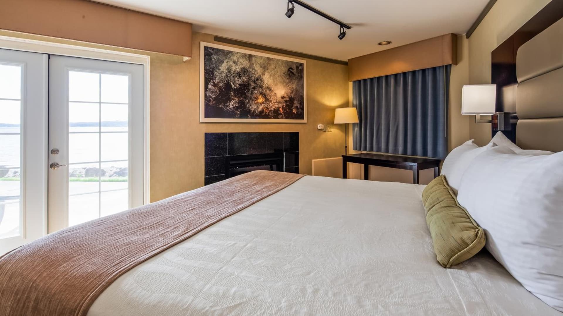 Best Western Plus Silverdale Beach Hotel gallery photo in Silverdale, WA — image 32