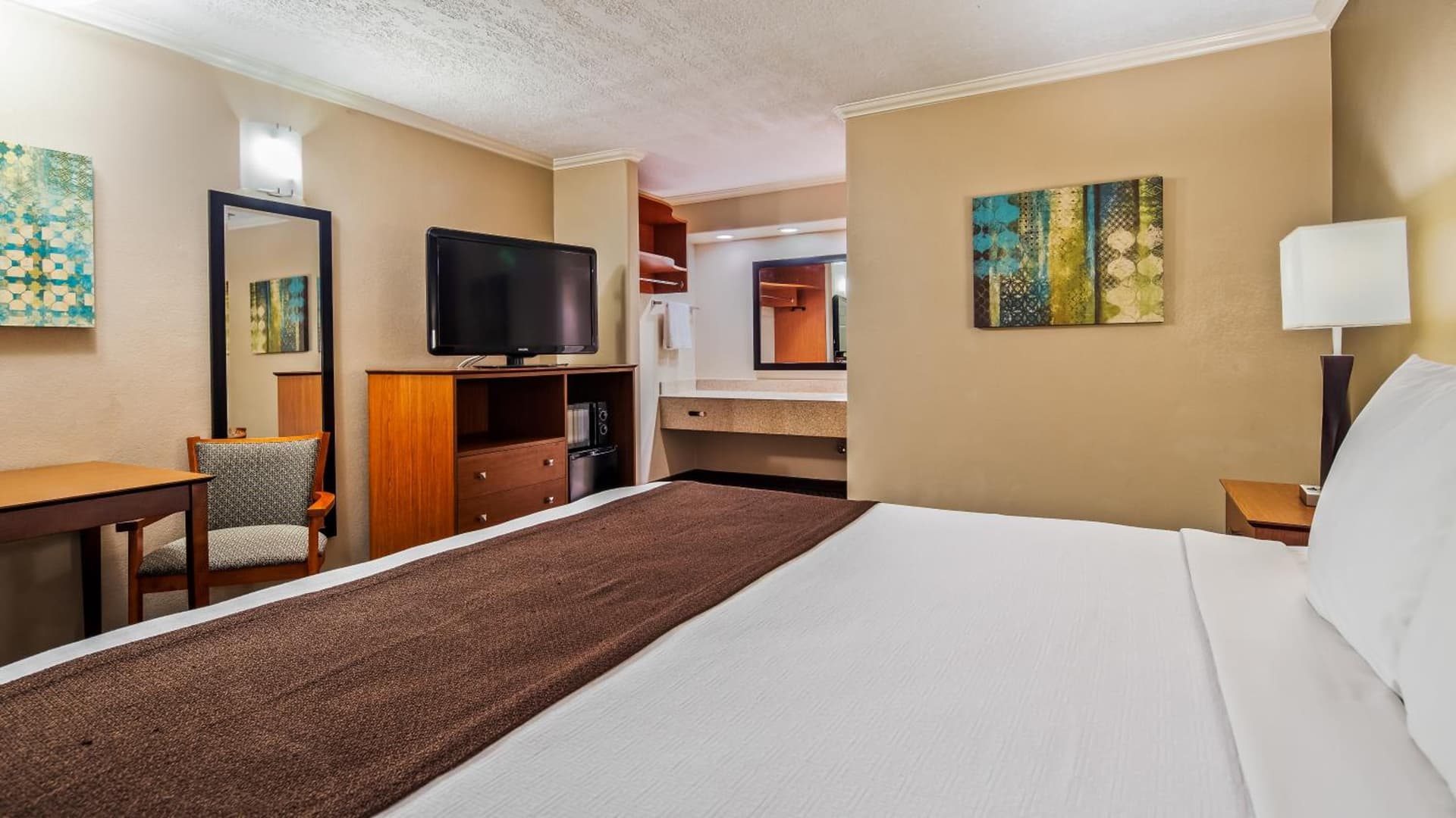 Best Western Oxnard Inn gallery photo in Oxnard, CA — image 31