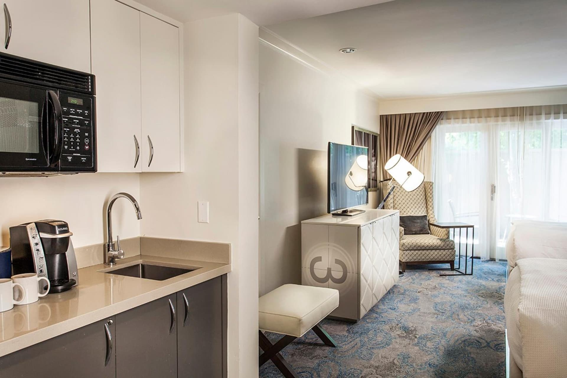 Hotel Amarano Burbank-Hollywood gallery photo in Burbank, CA — image 4