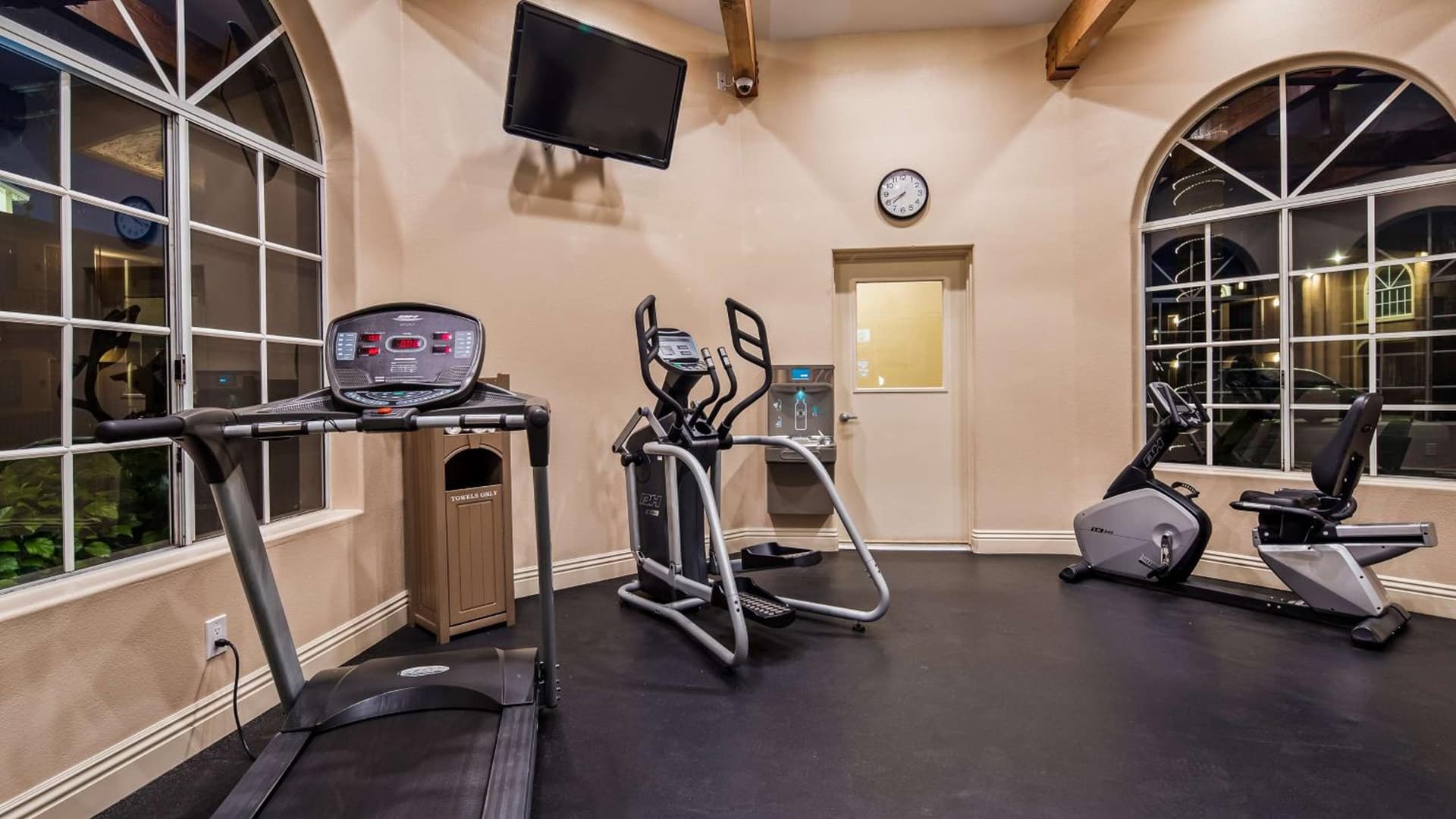 Best Western Oxnard Inn gallery photo in Oxnard, CA — image 9