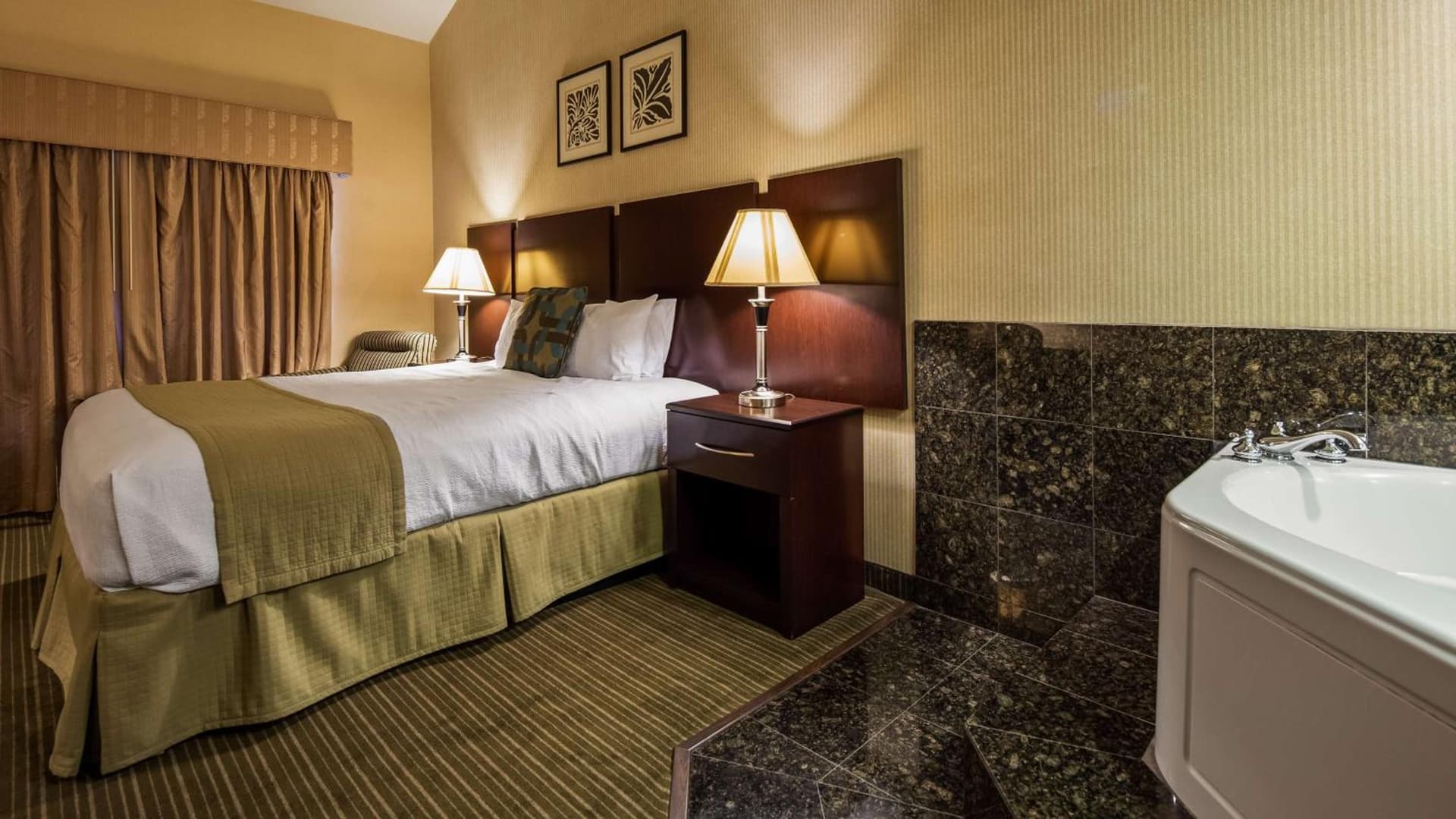 Best Western Plus Dana Point Inn-by-the-Sea property views in Dana Point, CA — gallery photo 3