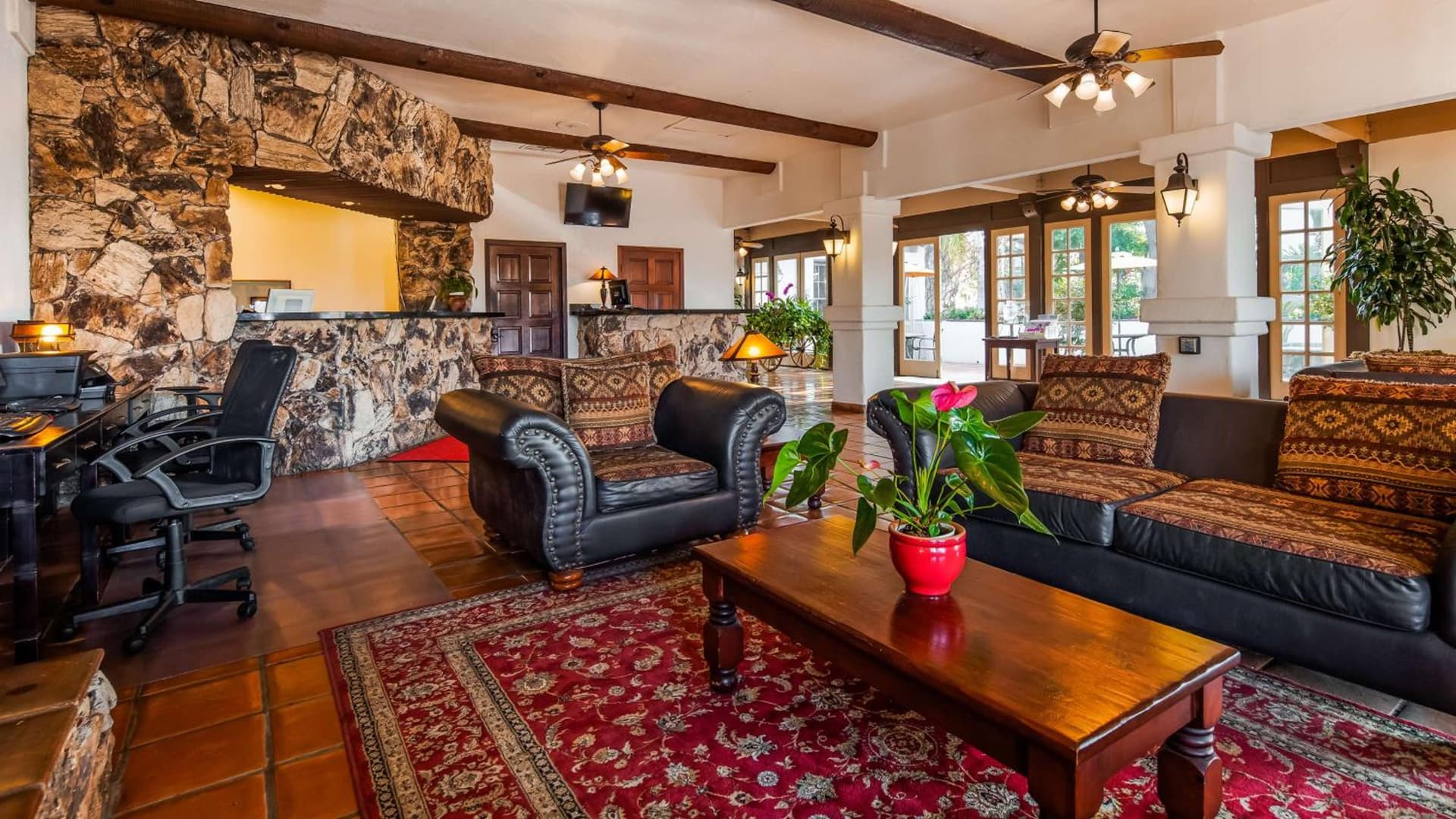 Best Western Plus Hacienda Hotel Old Town interior in San Diego, CA — gallery photo 2