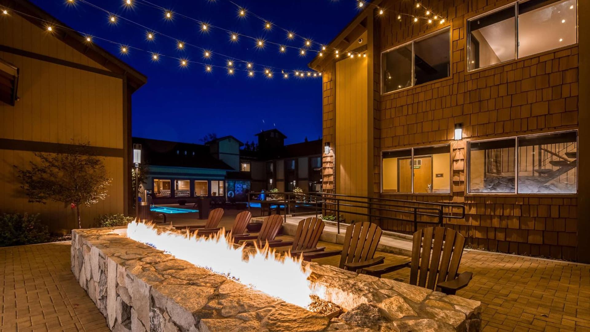 Best Western Plus Truckee-Tahoe Hotel property views in Truckee, CA — gallery photo 3