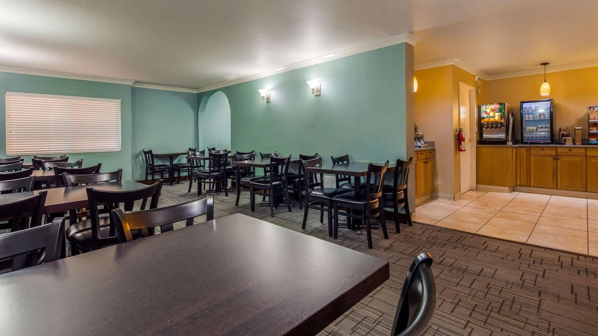 Best Western PLUS La Mesa San Diego gallery photo in La Mesa, CA — image 23