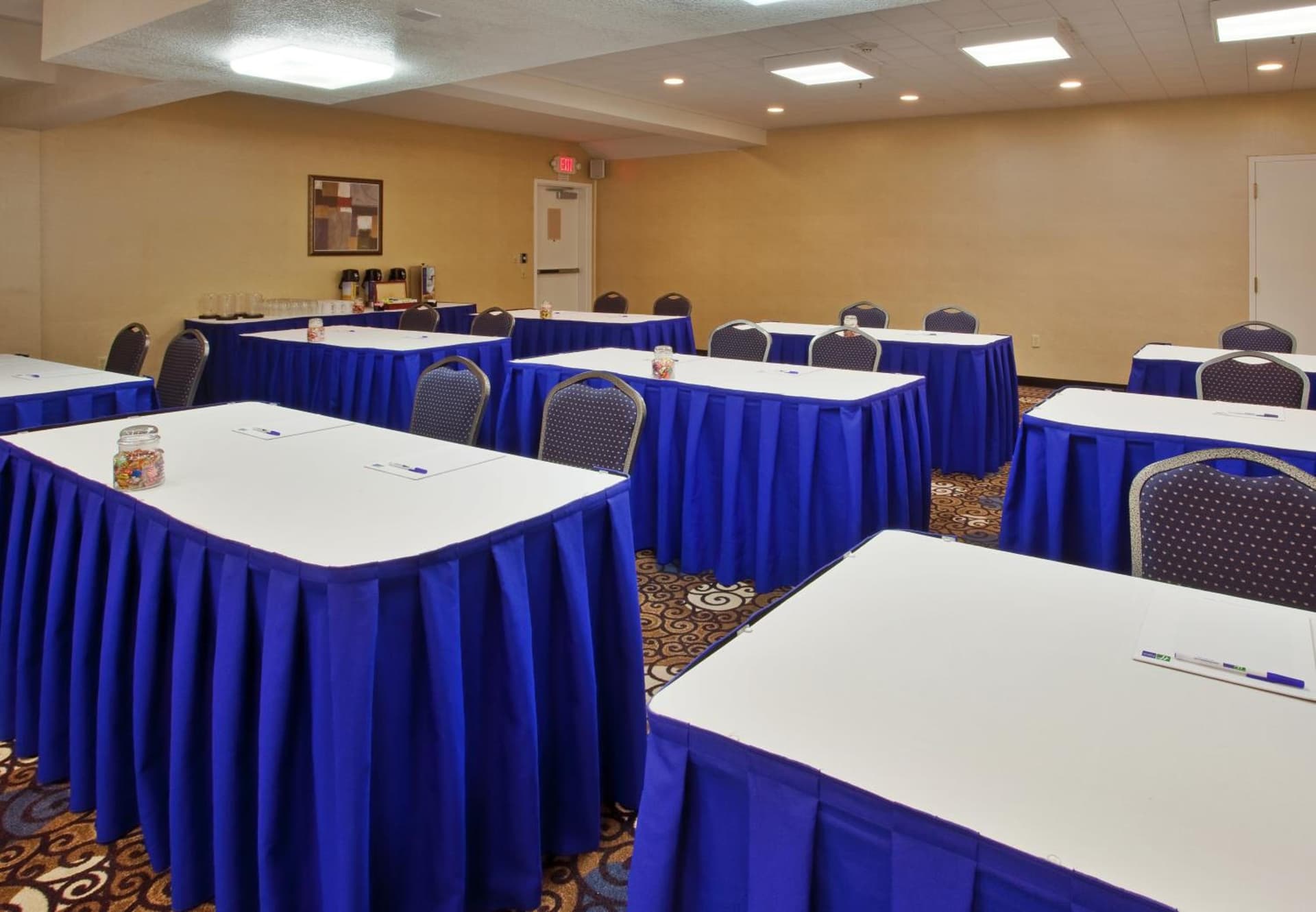 Country Inn & Suites by Radisson, San Jose International Airport, CA gallery photo in San Jose, CA — image 43