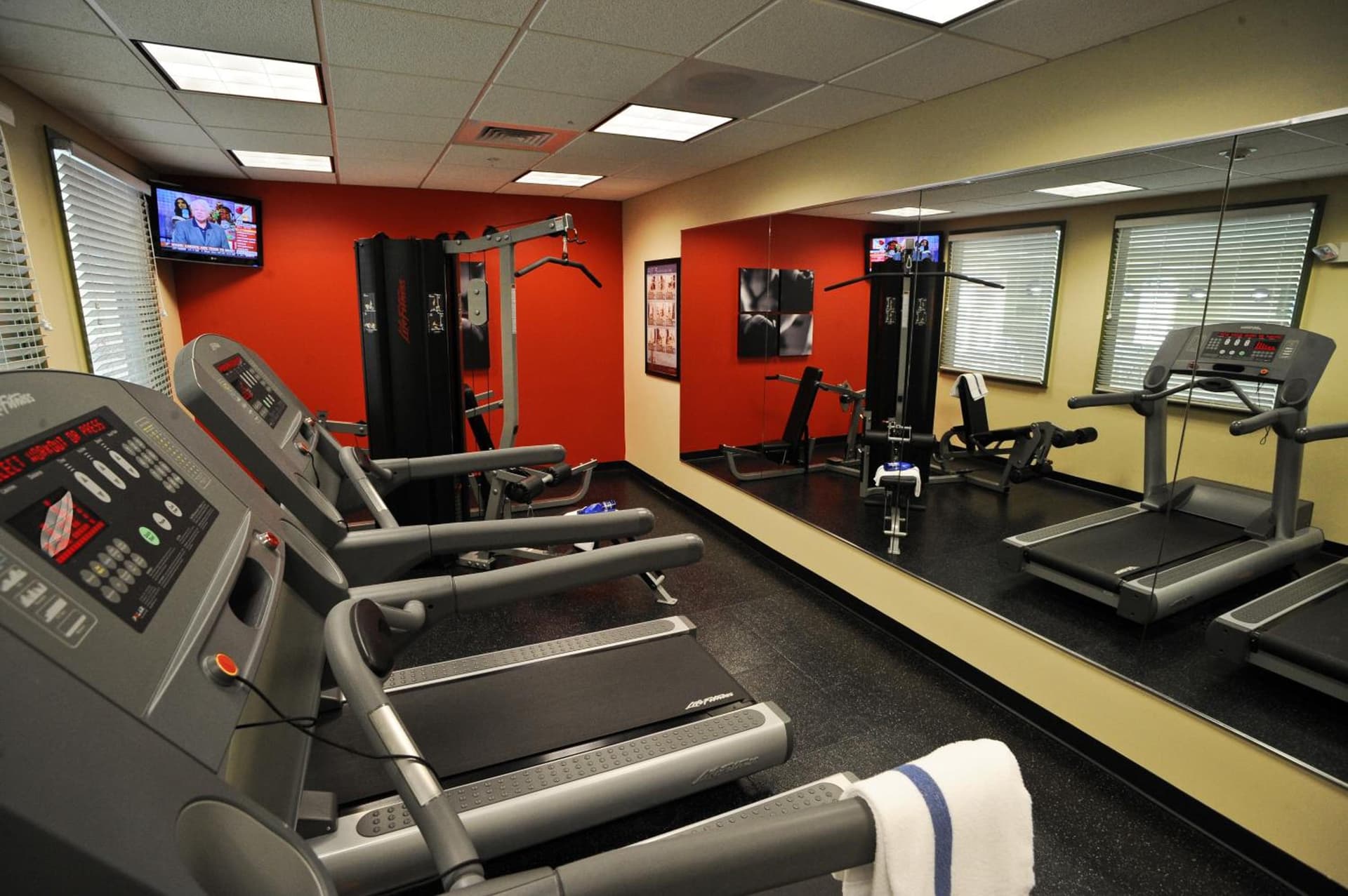 Comfort Inn & Suites Concord - Kannapolis gallery photo in Concord, NC — image 20