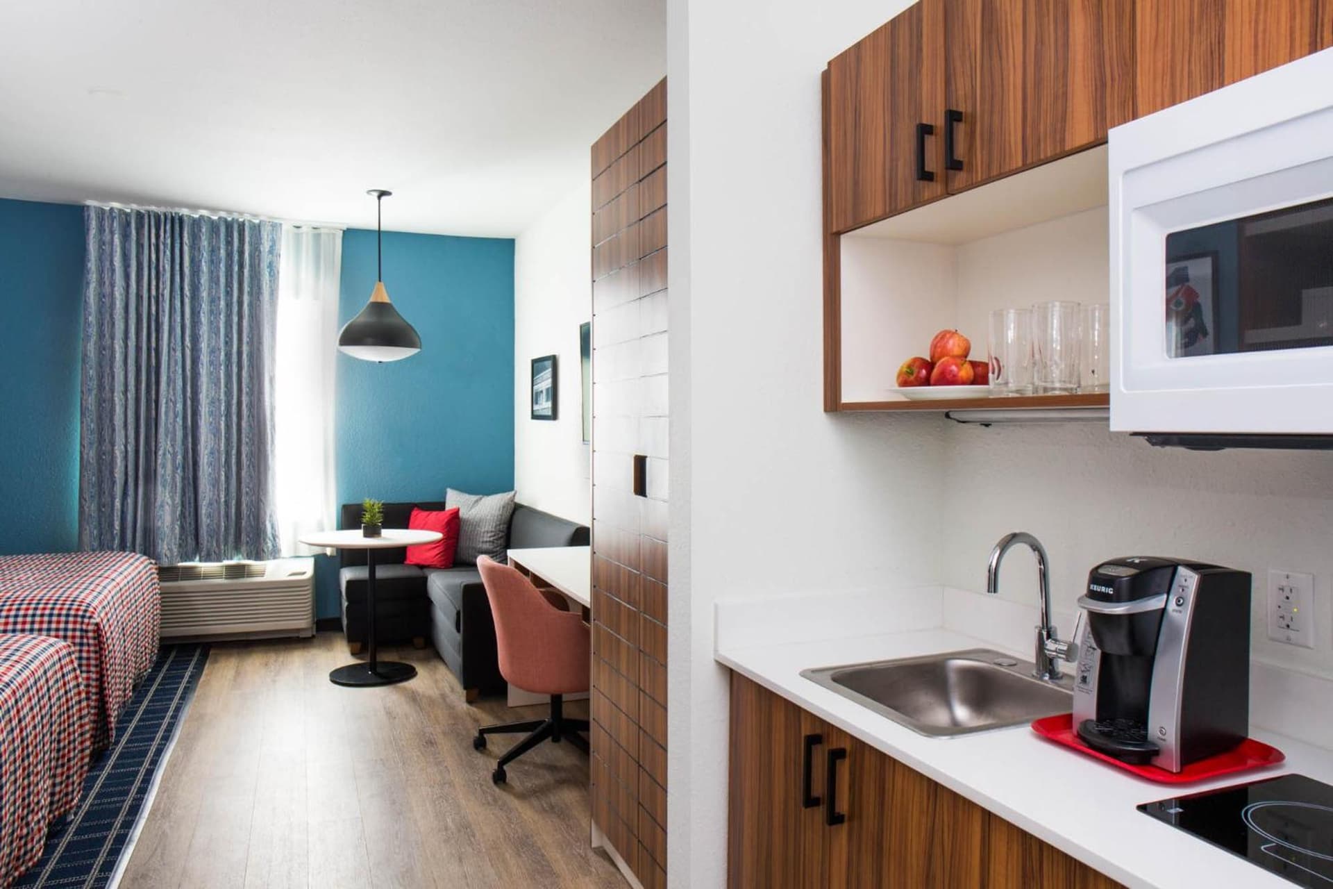 Uptown Suites Extended Stay Denver CO - Centennial gallery photo in Centennial, CO — image 24