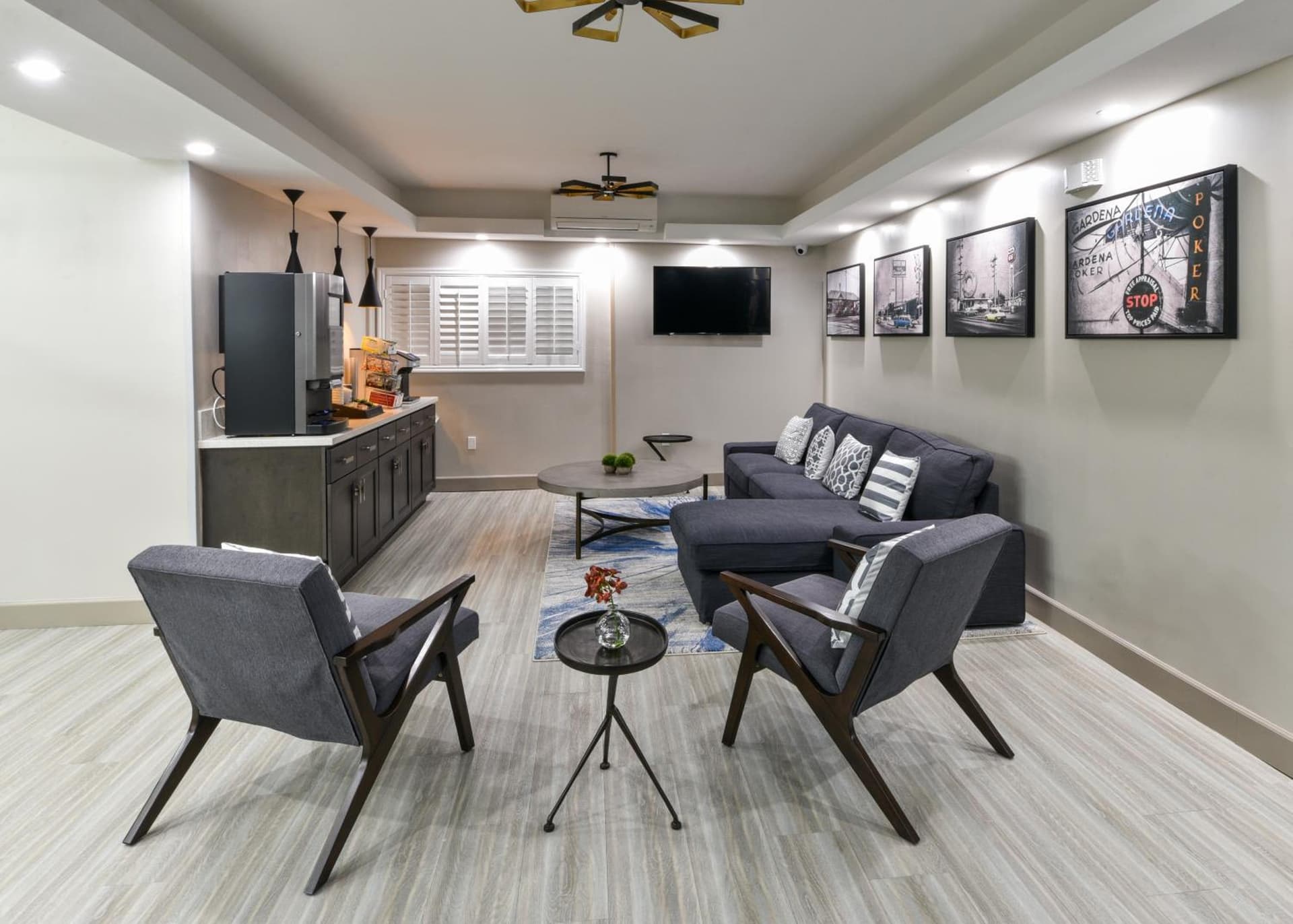 Hollywood Inn Suites Hotel gallery photo in Los Angeles, CA — image 22