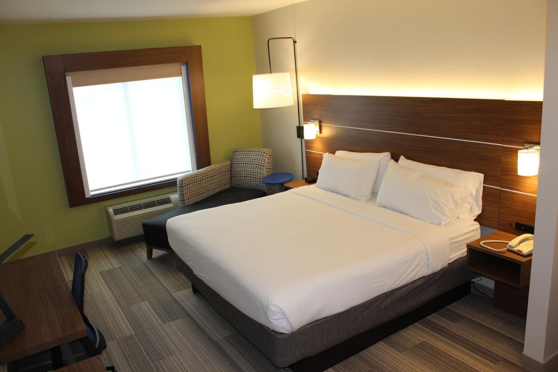 Holiday Inn Express Hotel & Suites Mansfield by IHG gallery photo in Mansfield, TX — image 65