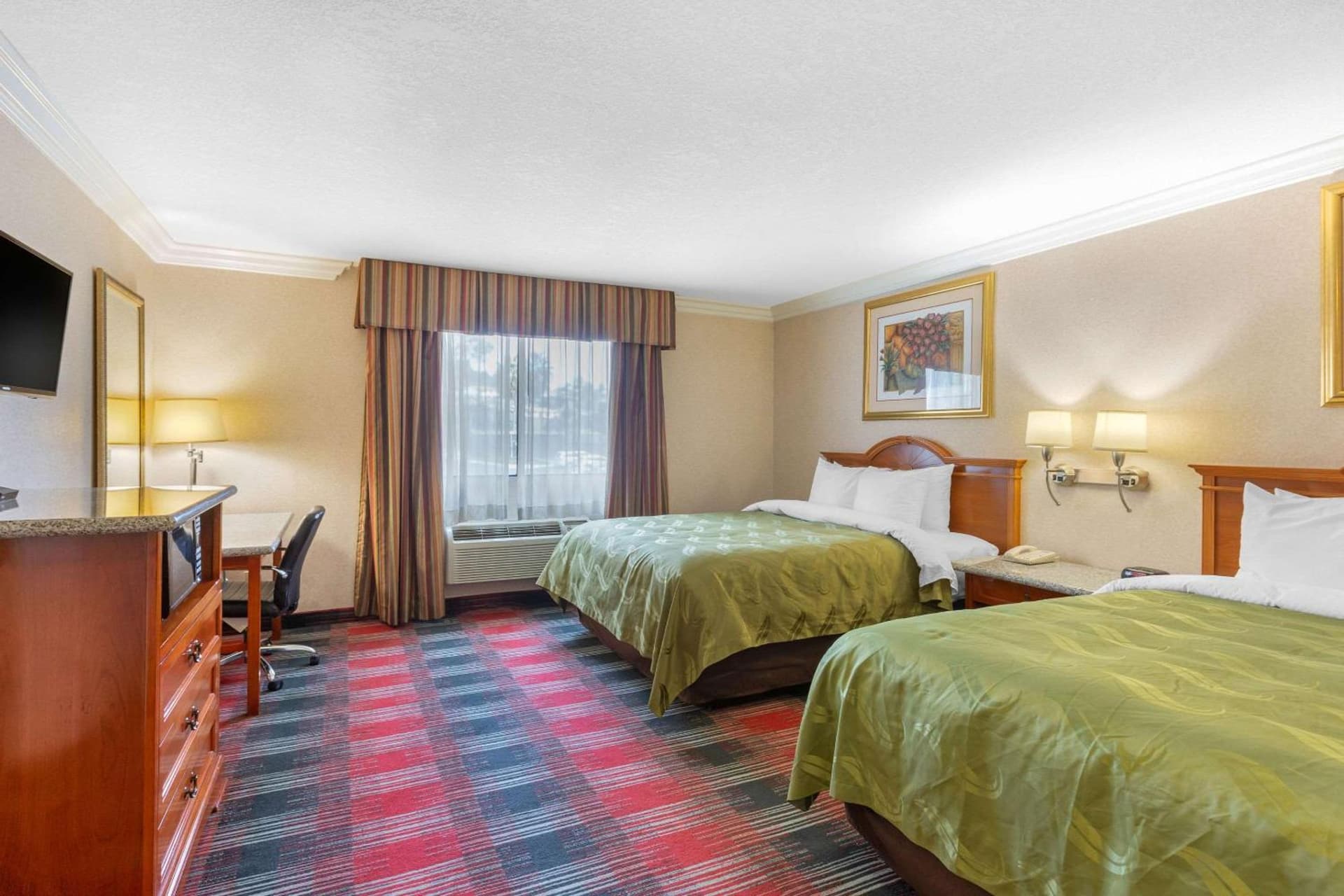 Quality Inn & Suites Oceanside Near Camp Pendleton gallery photo in Oceanside, CA — image 13