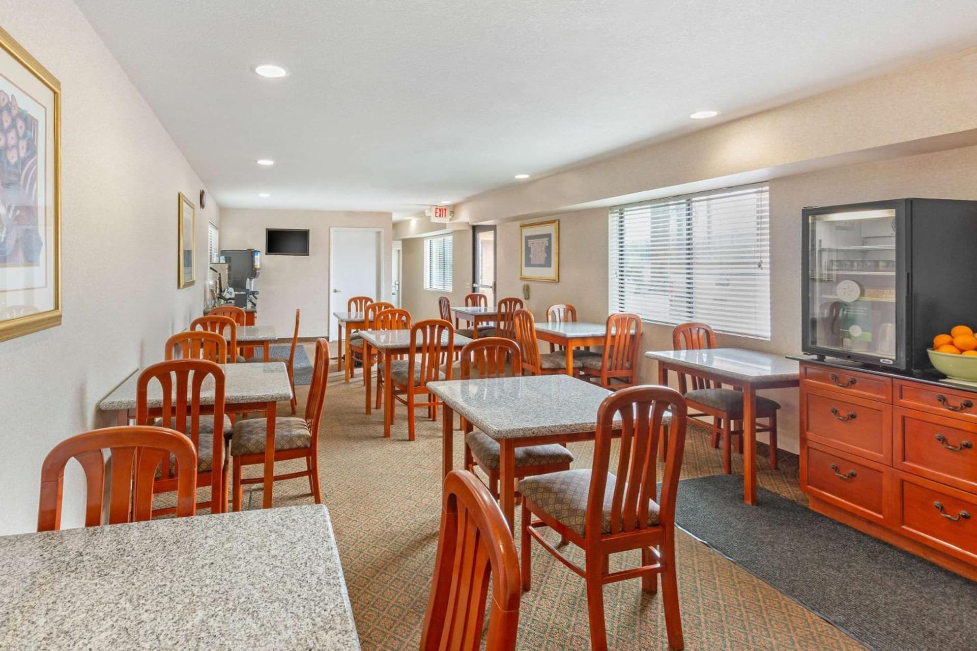 Quality Inn & Suites Oceanside Near Camp Pendleton property views in Oceanside, CA — gallery photo 3