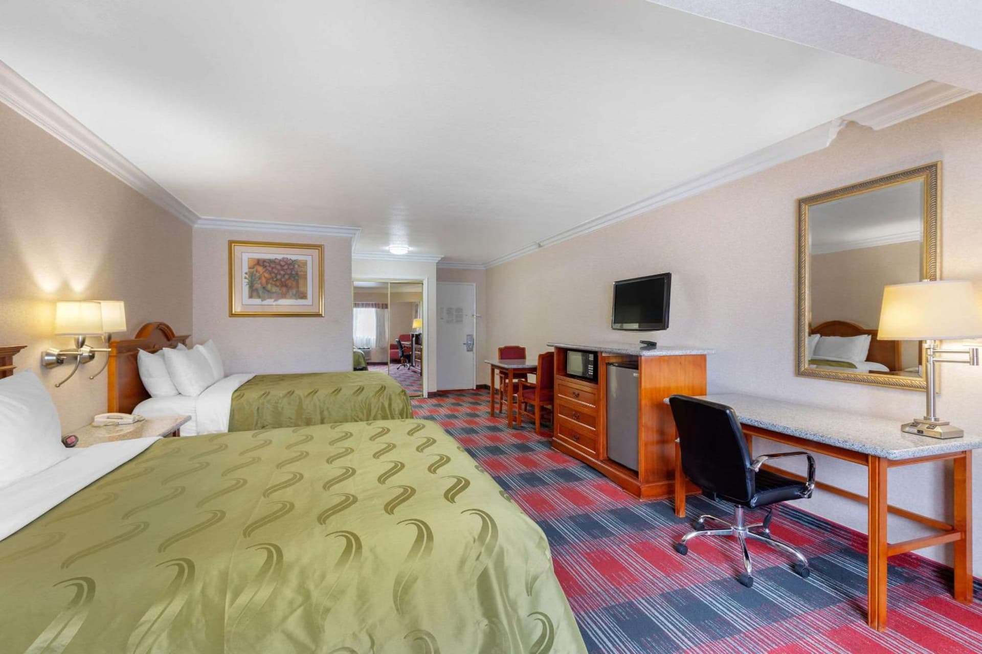 Quality Inn & Suites Oceanside Near Camp Pendleton interior in Oceanside, CA — gallery photo 2