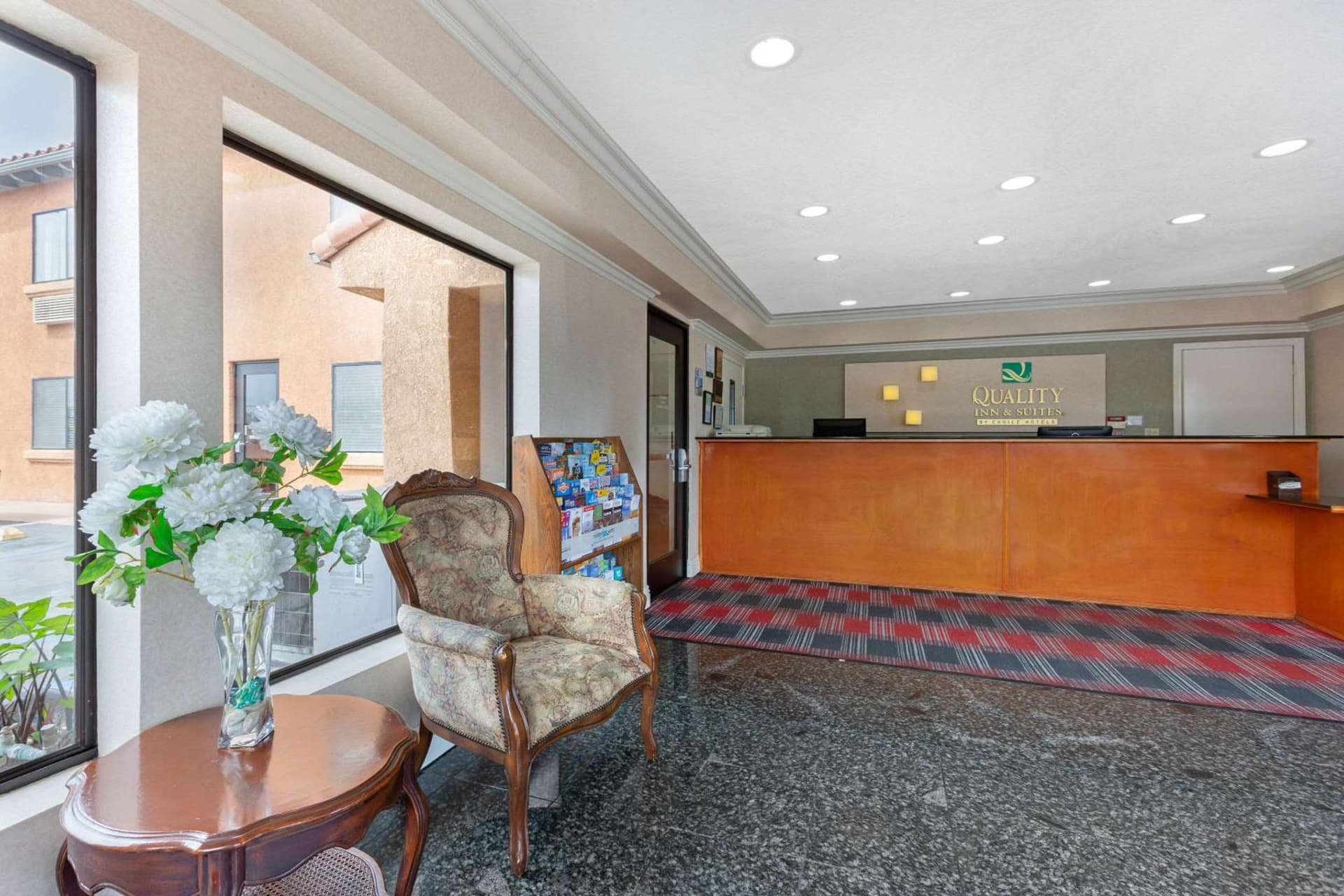 Quality Inn & Suites Oceanside Near Camp Pendleton interior in Oceanside, CA — gallery photo 2
