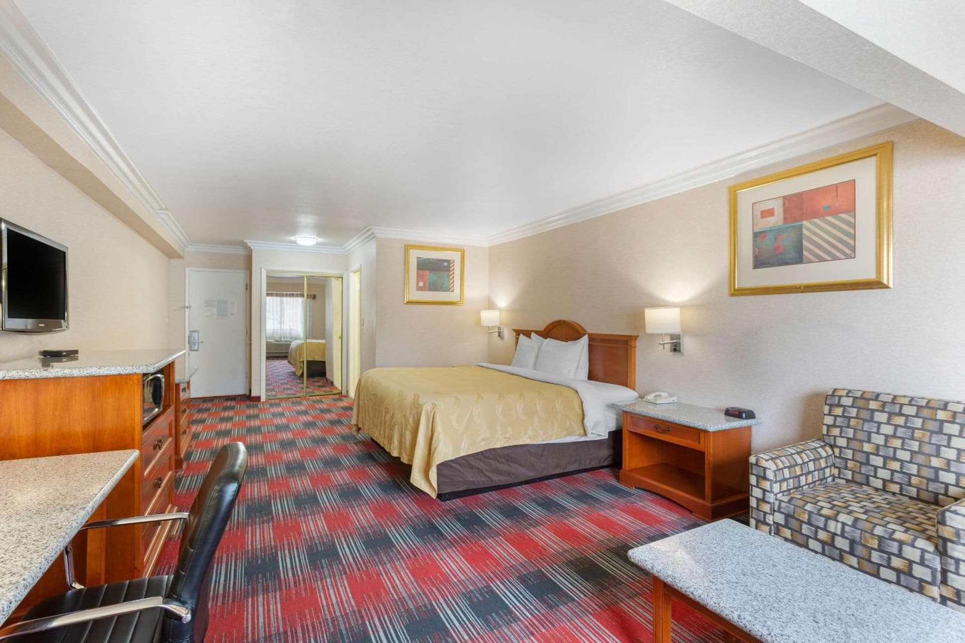 Quality Inn & Suites Oceanside Near Camp Pendleton gallery photo in Oceanside, CA — image 31