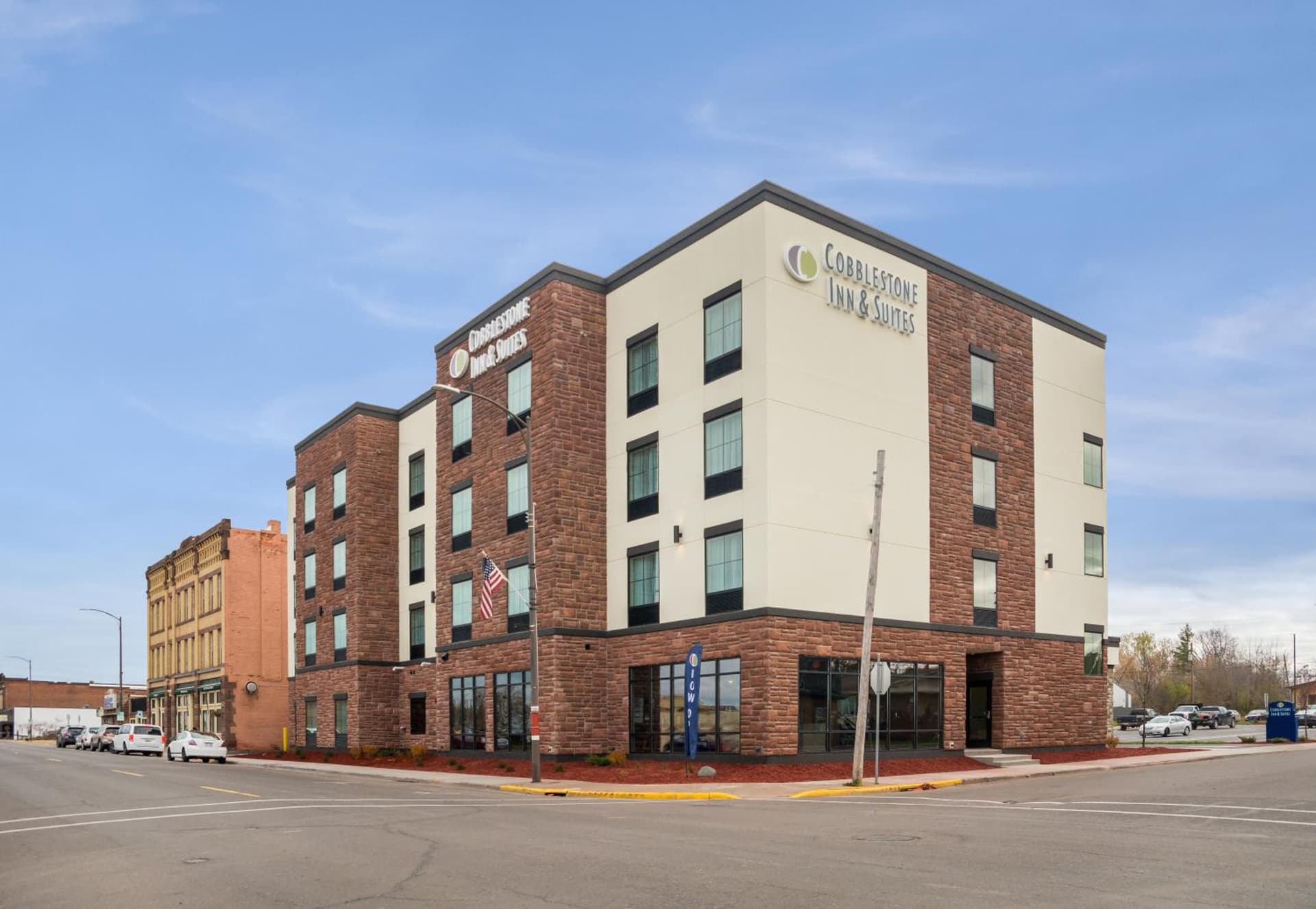 Cobblestone Inn and Suites - Ashland interior in Ashland, WI — gallery photo 2