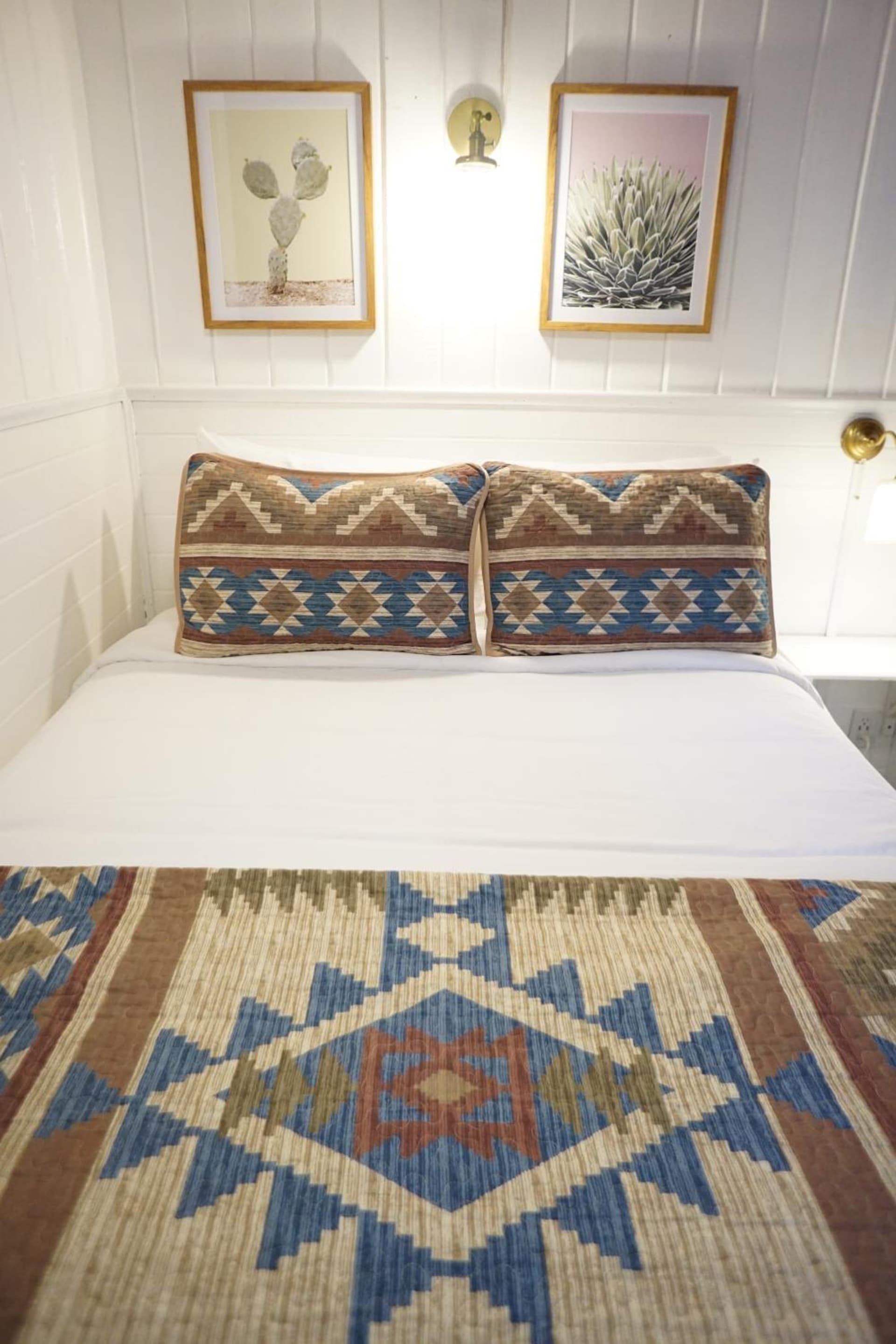 Shaver Lake Village Hotel interior in Shaver Lake, CA — gallery photo 2
